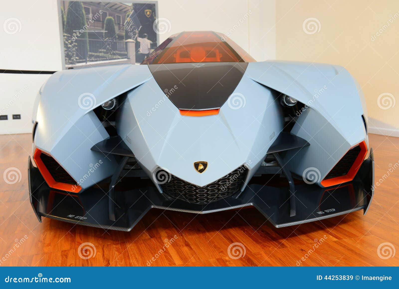 Wallpaper #a6e2f Lamborghini Egoista Super Car Lamborghini Egoista Gold