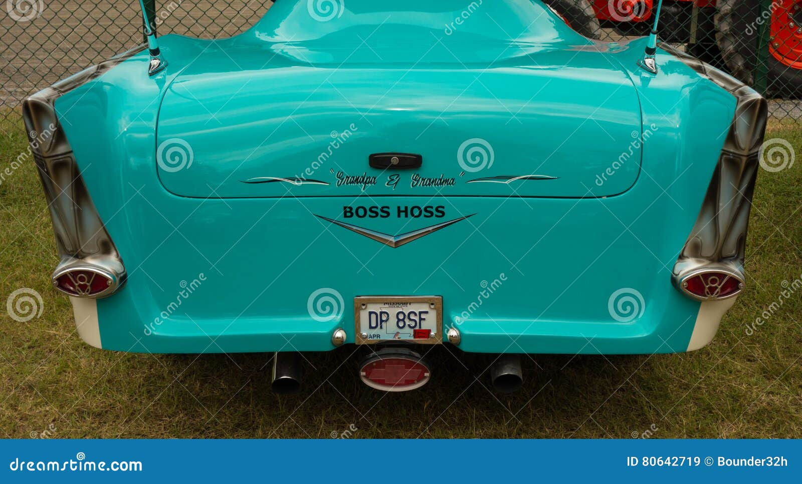 Wallpaper #-mfD-pIBSpphPi3-8JEf146 The Rear End of a Vintage Car Editorial Stock Image Image of Retro