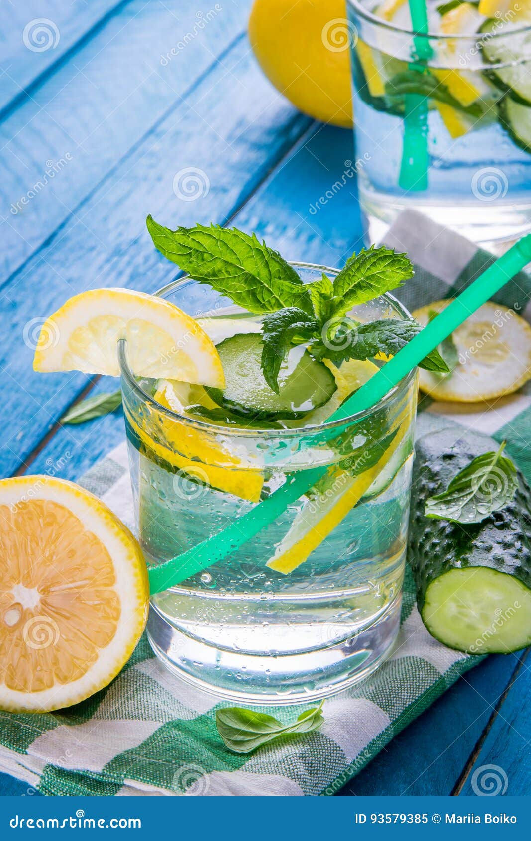Wallpaper #4WcM6pIBSpphPi3-bkQ1236 Refreshing Lemonade of Lemon Cucumber and Mint Stock Image Image of