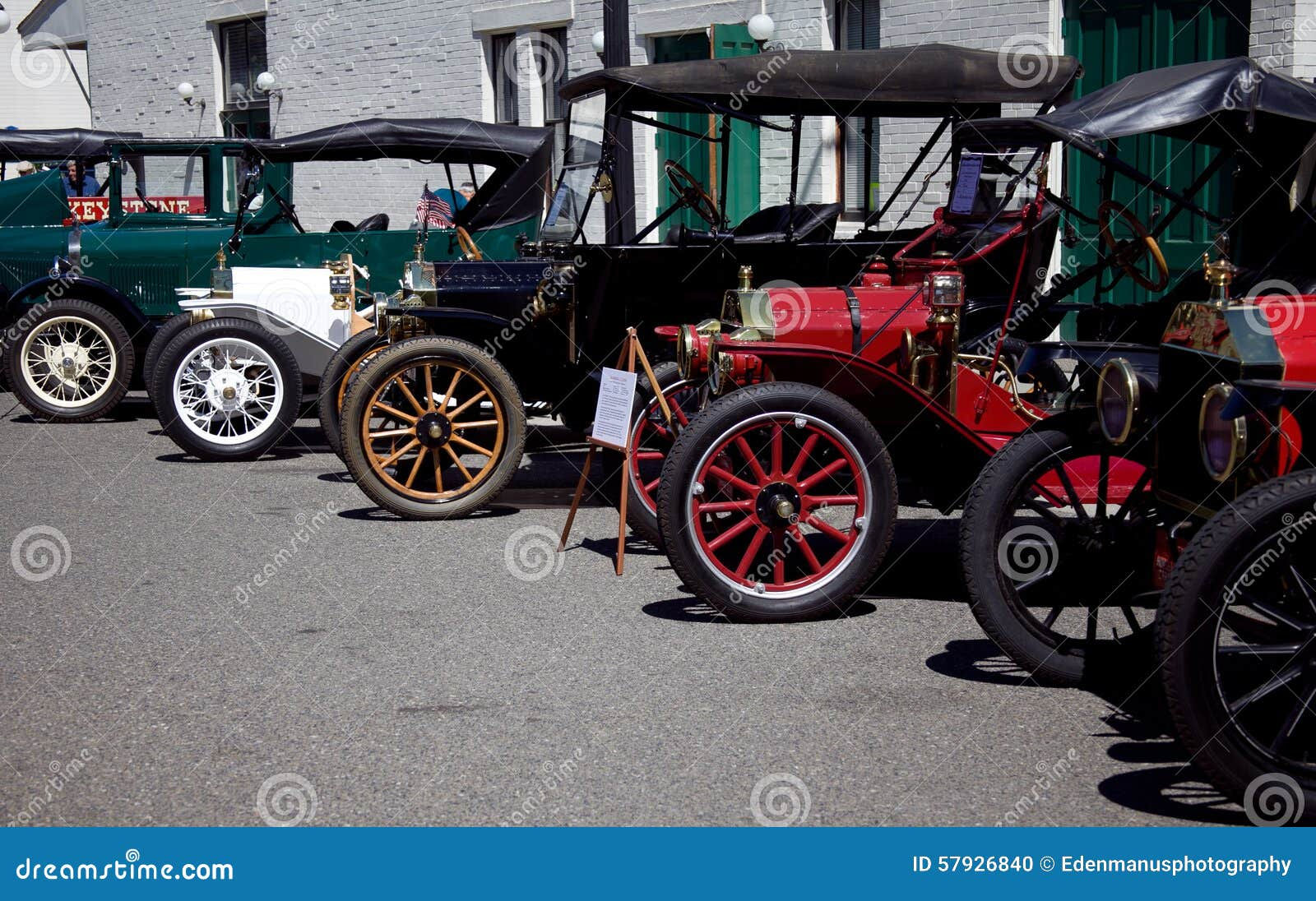 Wallpaper #jofhMZMBPAdmKxa2bWLM87 Row of Antique Early Automobiles Editorial Image Image of Vintage