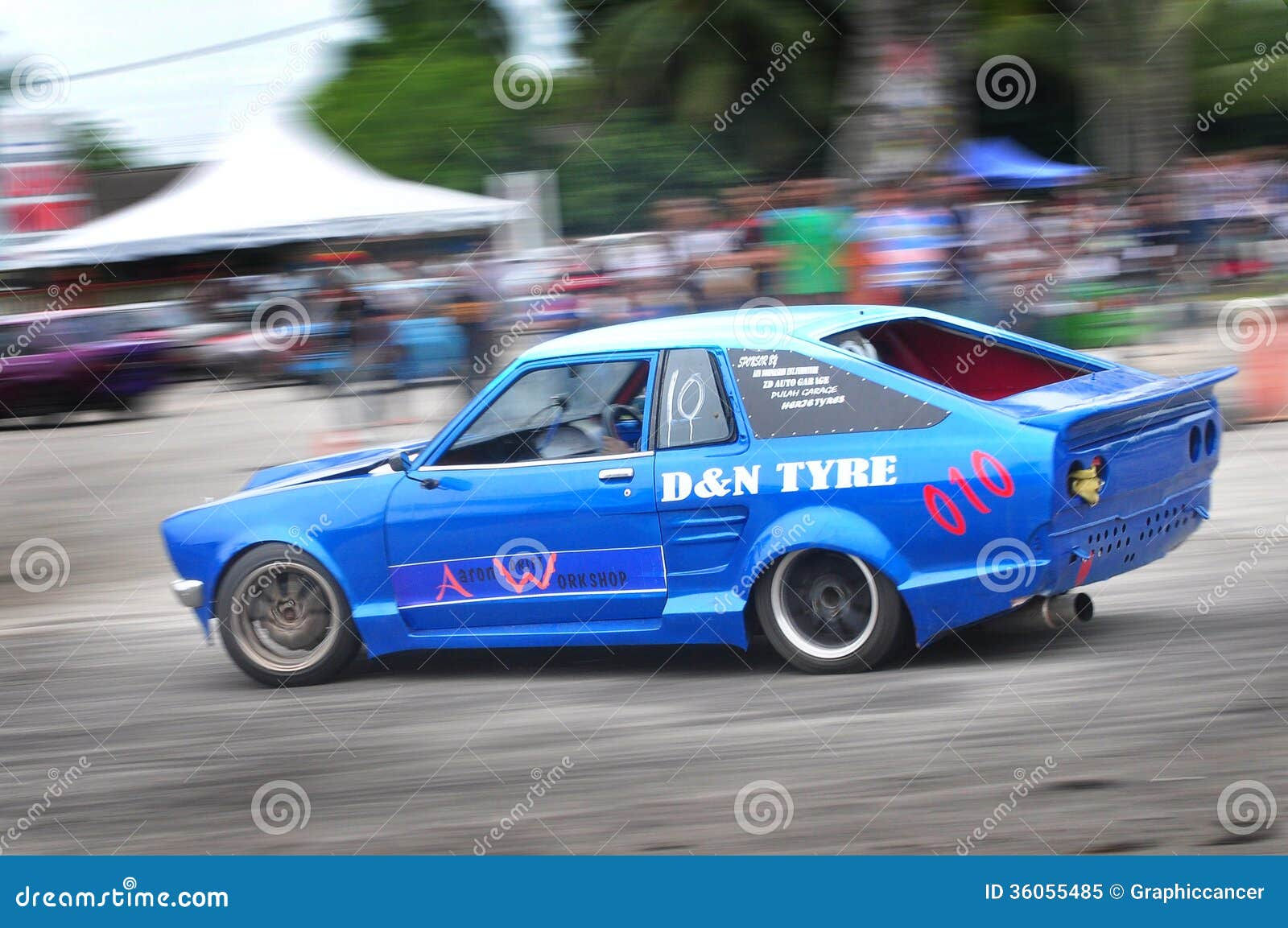 Wallpaper #9mcz-JIBSpphPi3-Y4hI38 Drifting Cars Editorial Image Image of Blue Blur Tyres 36055485