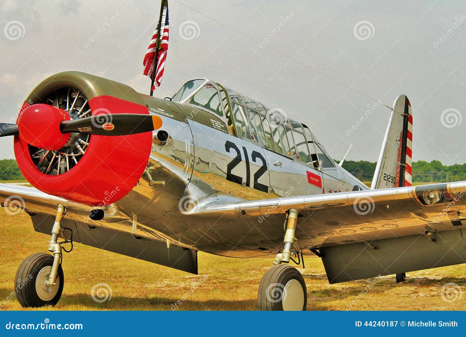 Wallpaper #35yD4ZIBZHQxiYar9Lt0286 Vultee Bt 13a Valiant Trainer Aircraft Used During World War Ii by the