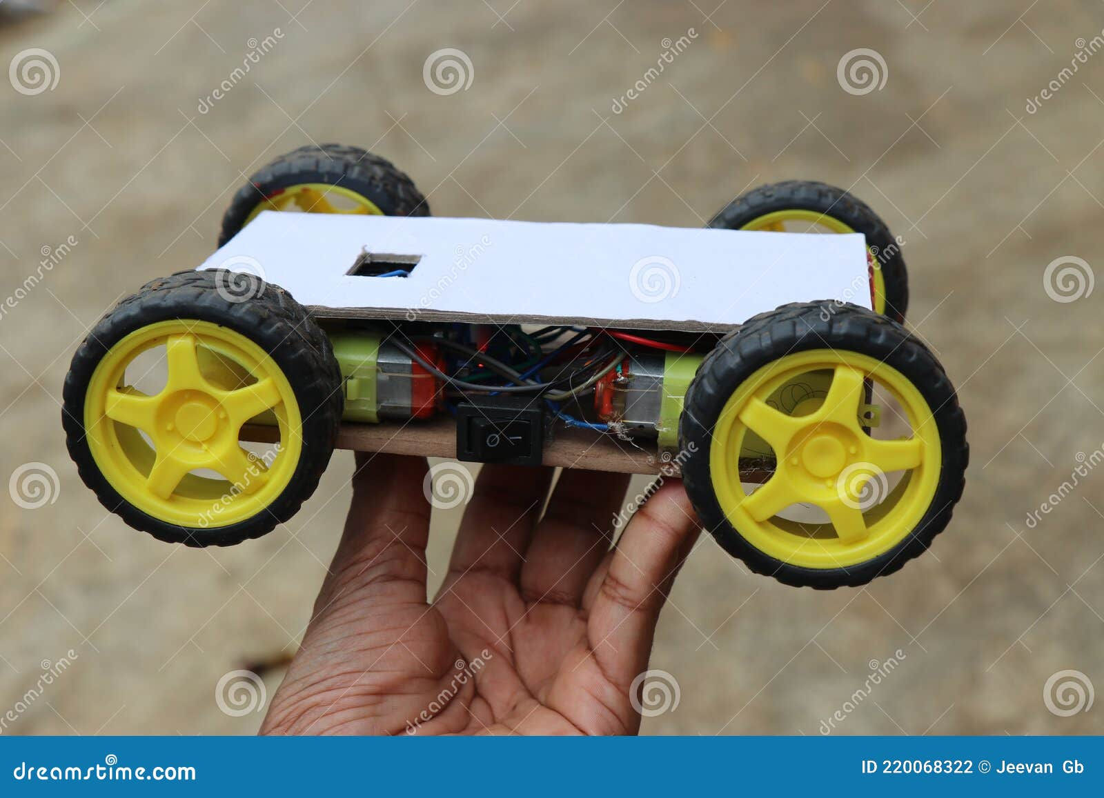 Wallpaper #HWcK_pIBSpphPi3-ZJ54187 Wireless Remote Controlled Robotic Car Made for Science Project Robot