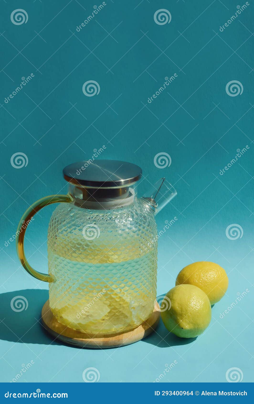 Wallpaper #GGfpAZMBSpphPi3-Wa1b0 Water with Lemon a Healthy Refreshing Summer Drink Lemonade