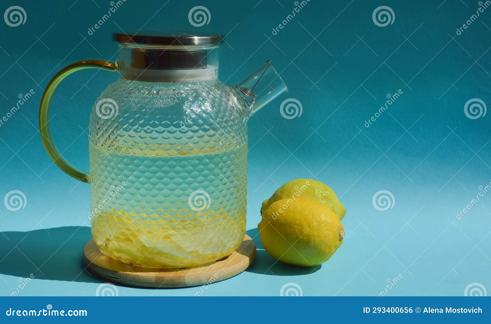 Wallpaper #GGfpAZMBSpphPi3-Wa1b1 Water with Lemon a Healthy Refreshing Summer Drink Lemonade