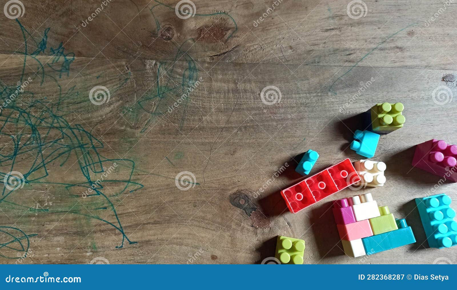 Wallpaper #BGj9GJMBSpphPi3-RxXs266 Wood Texture with Lego Stock Image Image of Lego Colorfull 282368287