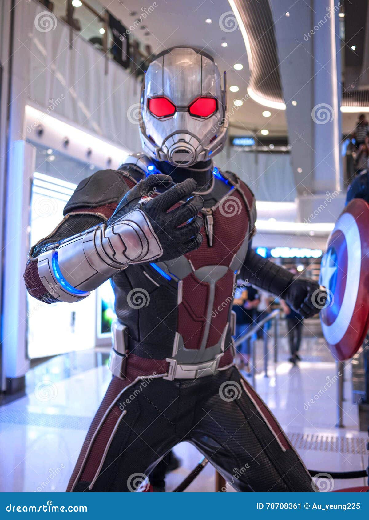 Wallpaper #gWeJ65IBSpphPi3-YUyG306 Ant Man in Captain America 3 Editorial Photo Image of Scale Toys