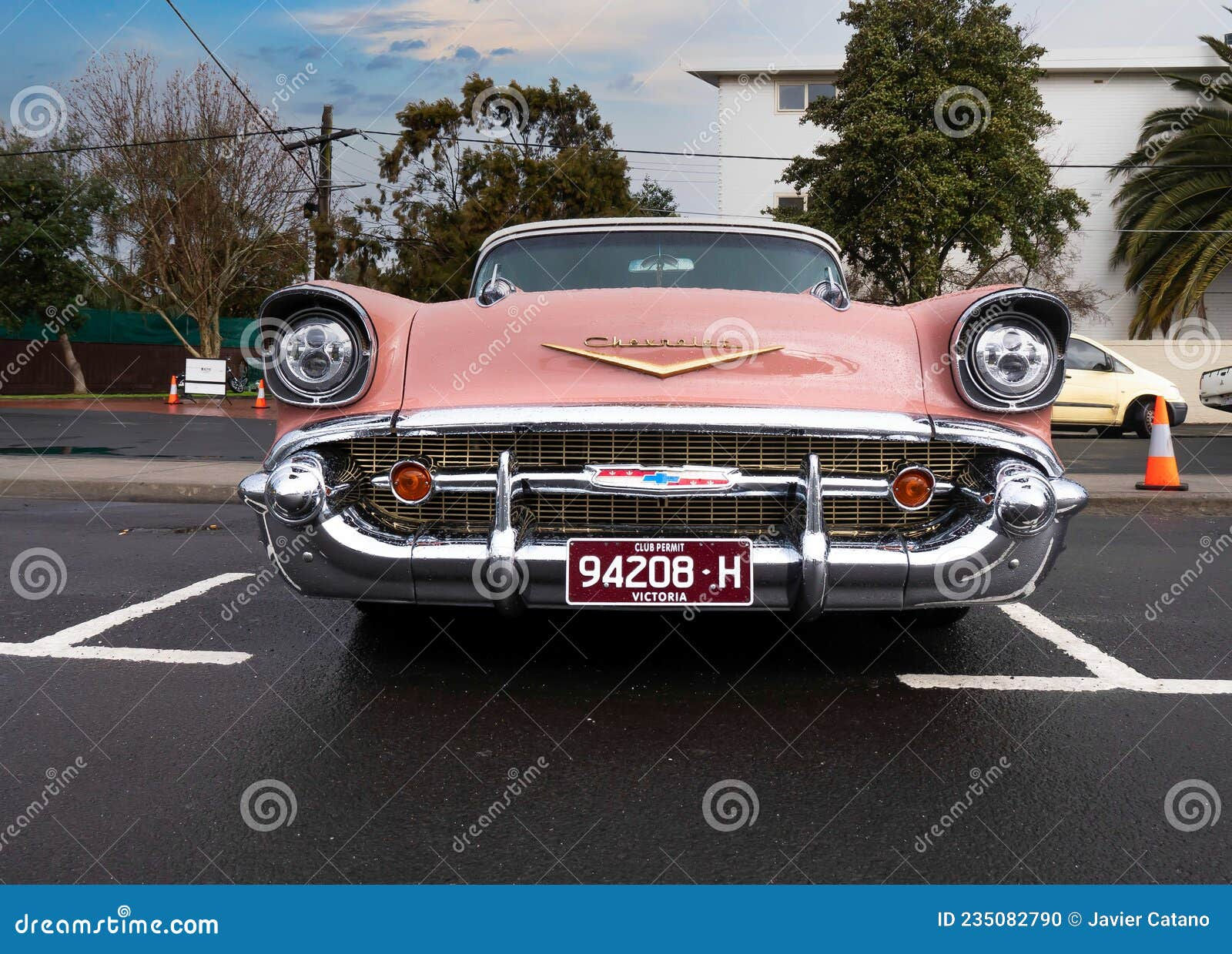 Wallpaper #pu8_S5MBMN-XEVvVRzrU133 Chevrolet Classic Car Front View Pink Colour Editorial Image Image
