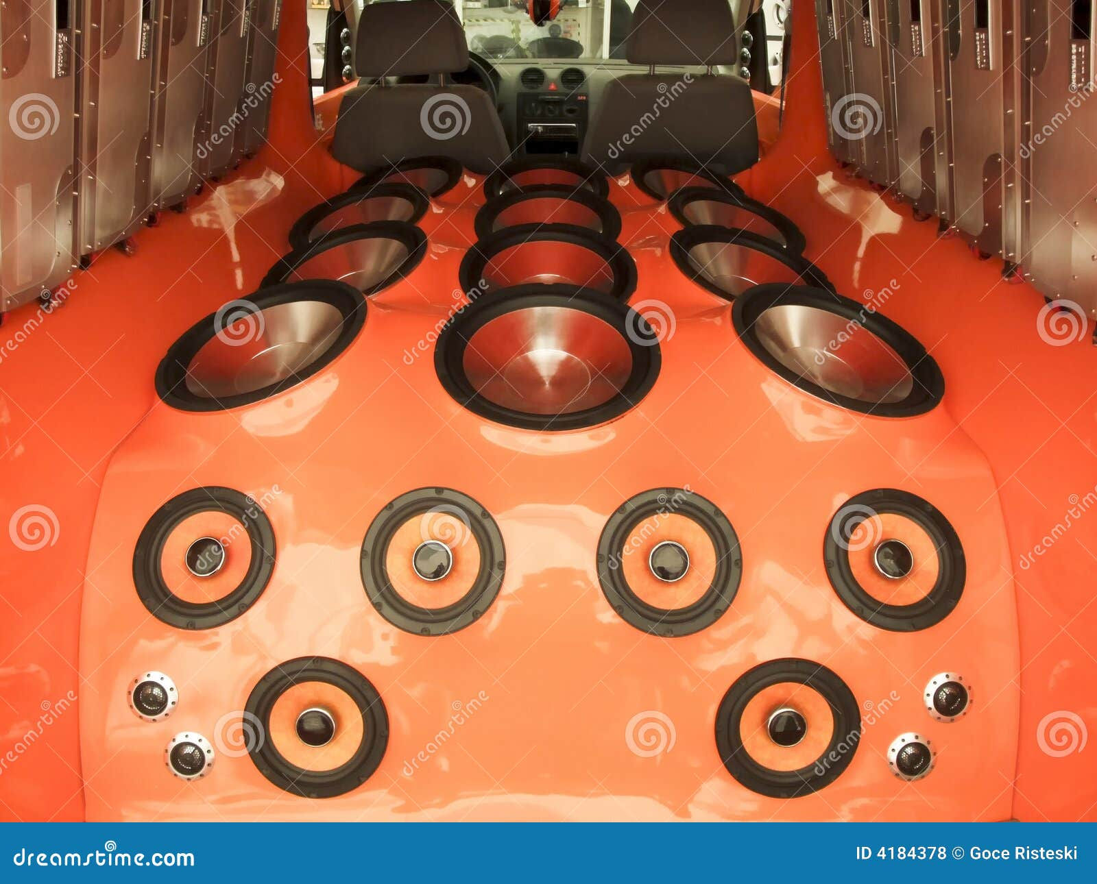 Wallpaper #SWipIJMBSpphPi3-Iy6Y127 Car Audio System Stock Photo Image of Technics Loudness 4184378