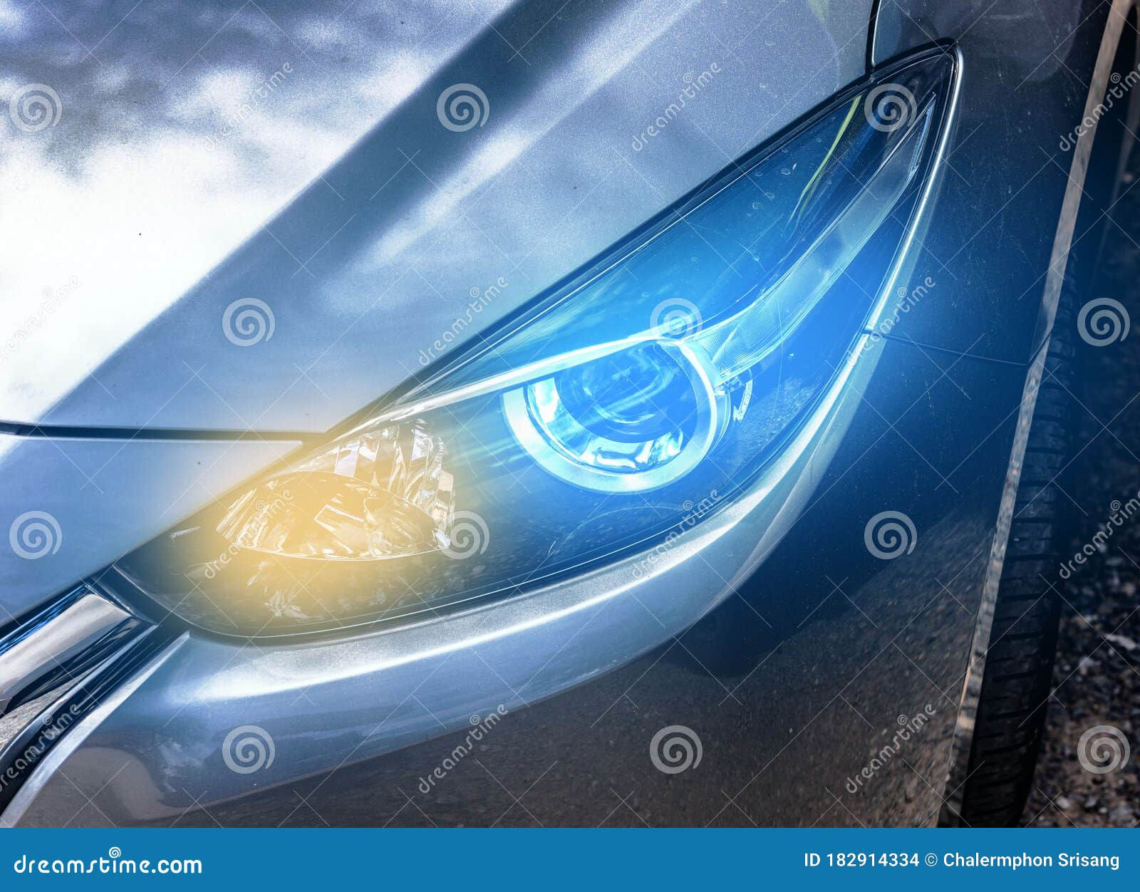 Wallpaper #ZWeR_5IBSpphPi3-AaN-9 Car Headlight System LED Technology Spare Parts Clipping Part Stock