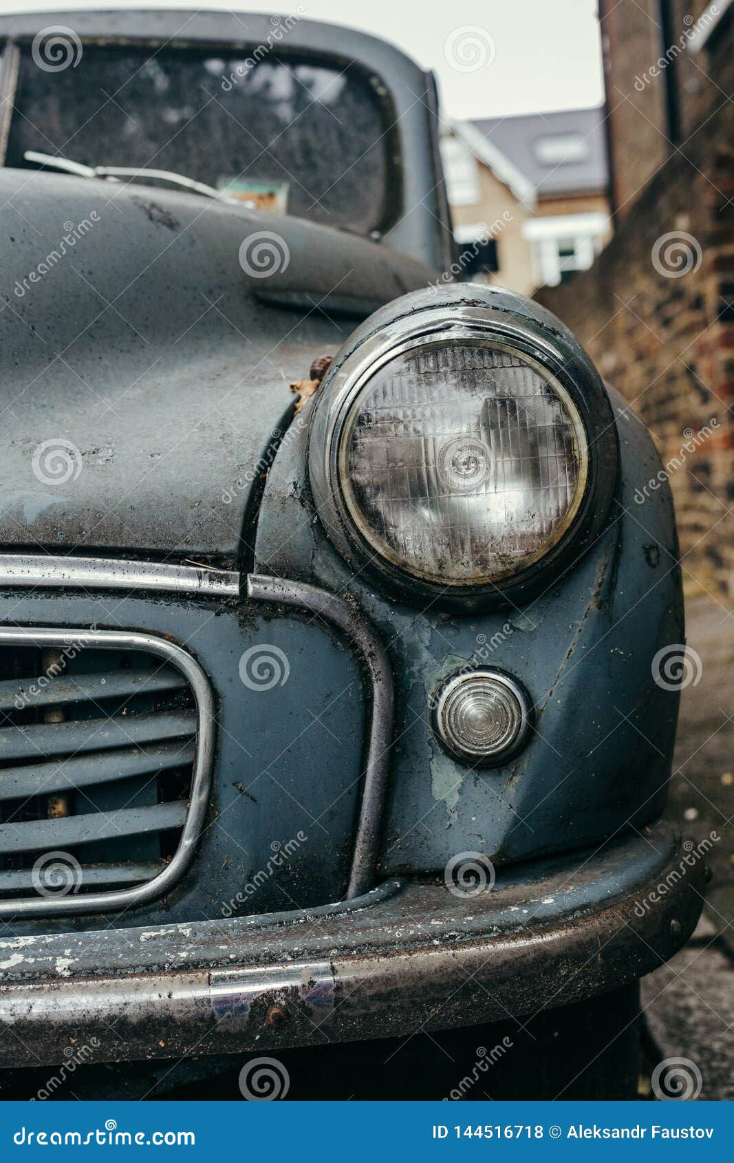 Wallpaper #SCzLSZMB0E1QgA7wqPTc93 Close Up Front View of an Old Retro Car Stock Photo Image of Front