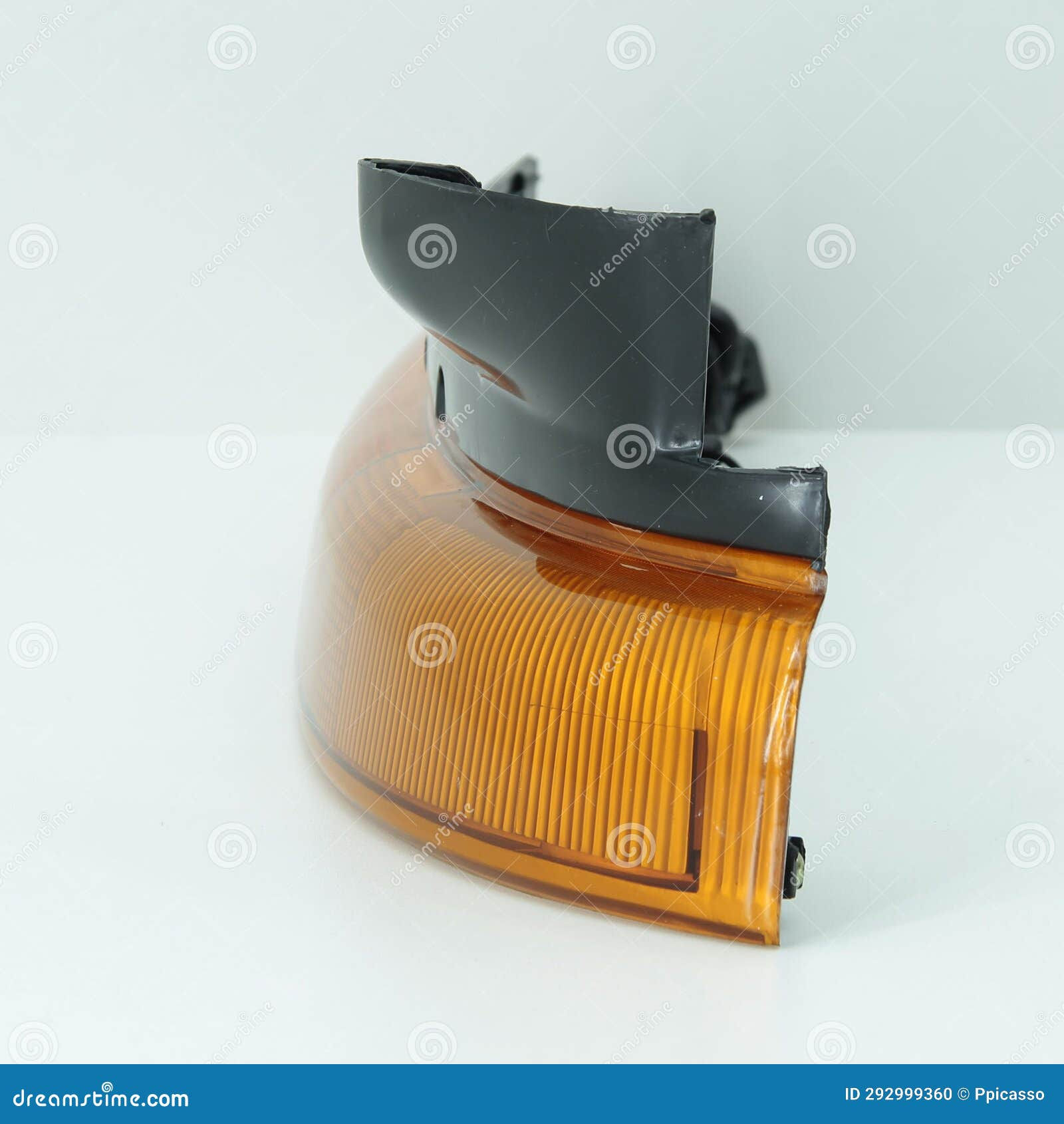 Wallpaper #sGeQ7ZIBSpphPi3-R1hi207 Car Headlight on a White Background Stock Photo Image of Front