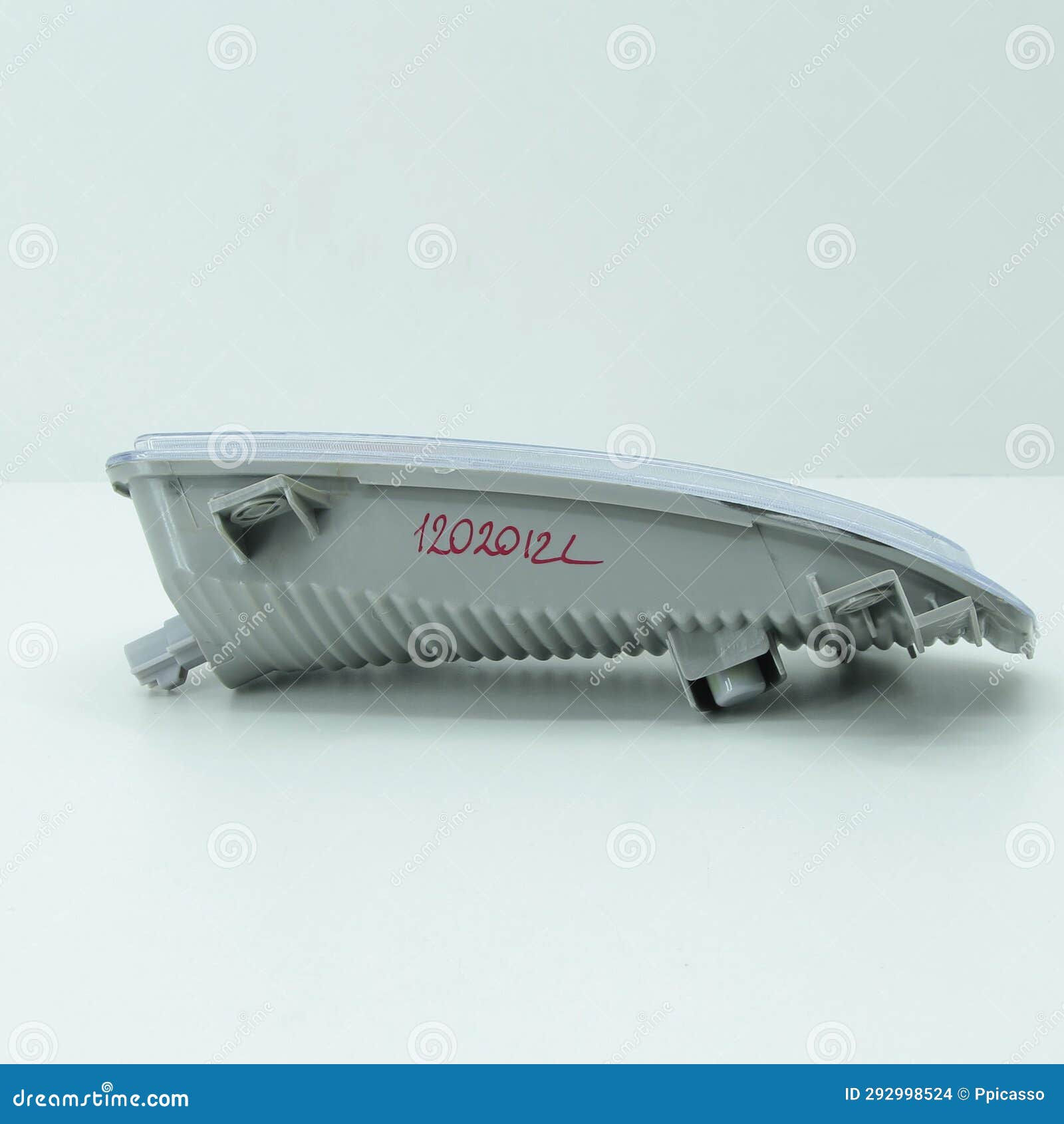 Wallpaper #sGeQ7ZIBSpphPi3-R1hi221 Car Headlight on a White Background Stock Photo Image of Lamps