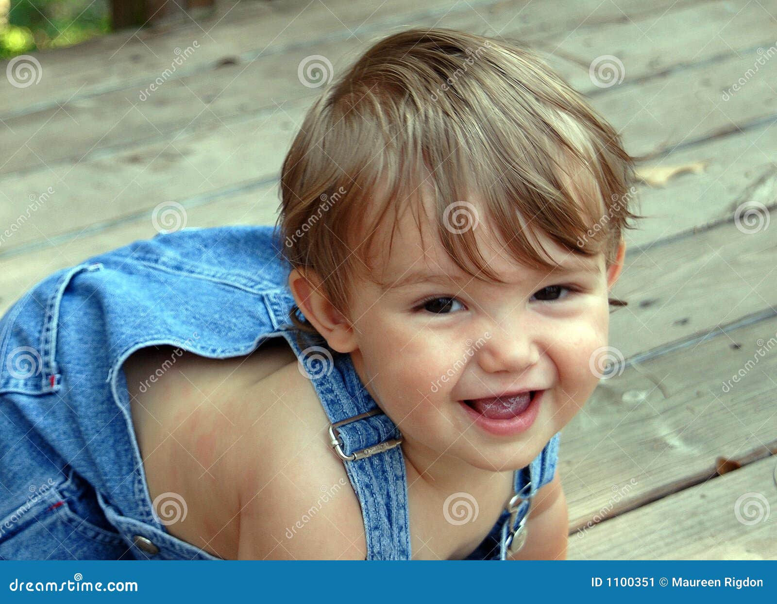 Wallpaper #vmczCZMBSpphPi3-o86c285 Crawling Baby Stock Image Image of Crawl Handsome Little 1100351