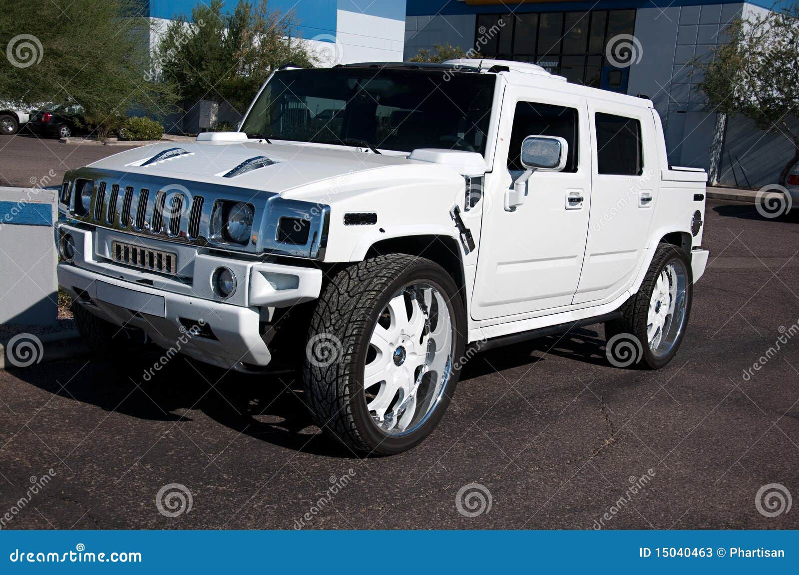 Wallpaper #vxpDT5MB1yWOL4qgvn4v180 Customized Large SUV Stock Photos Image 15040463
