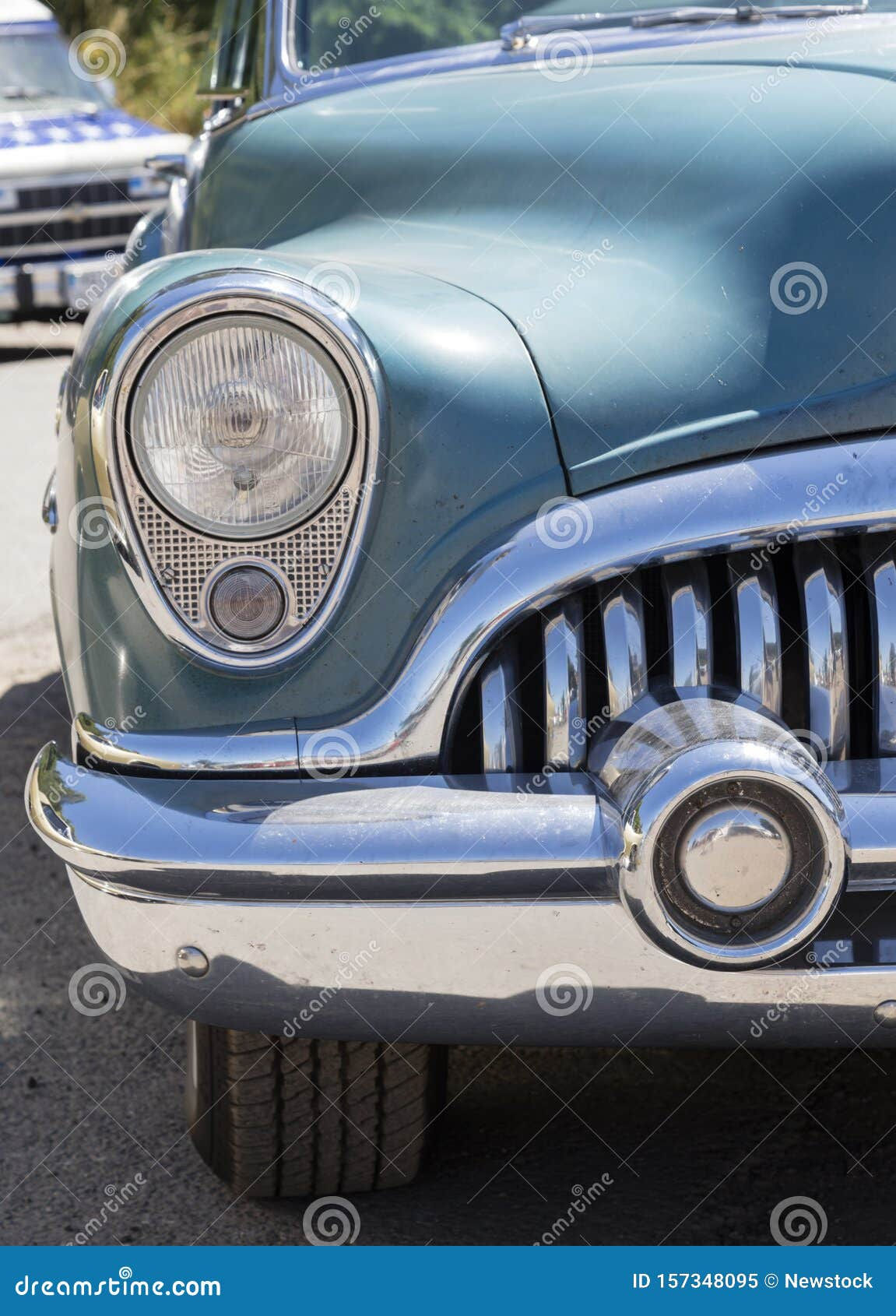 Wallpaper #pu8_S5MBMN-XEVvVRzrU30 American Vintage Car Front View Stock Image Image of Headlight
