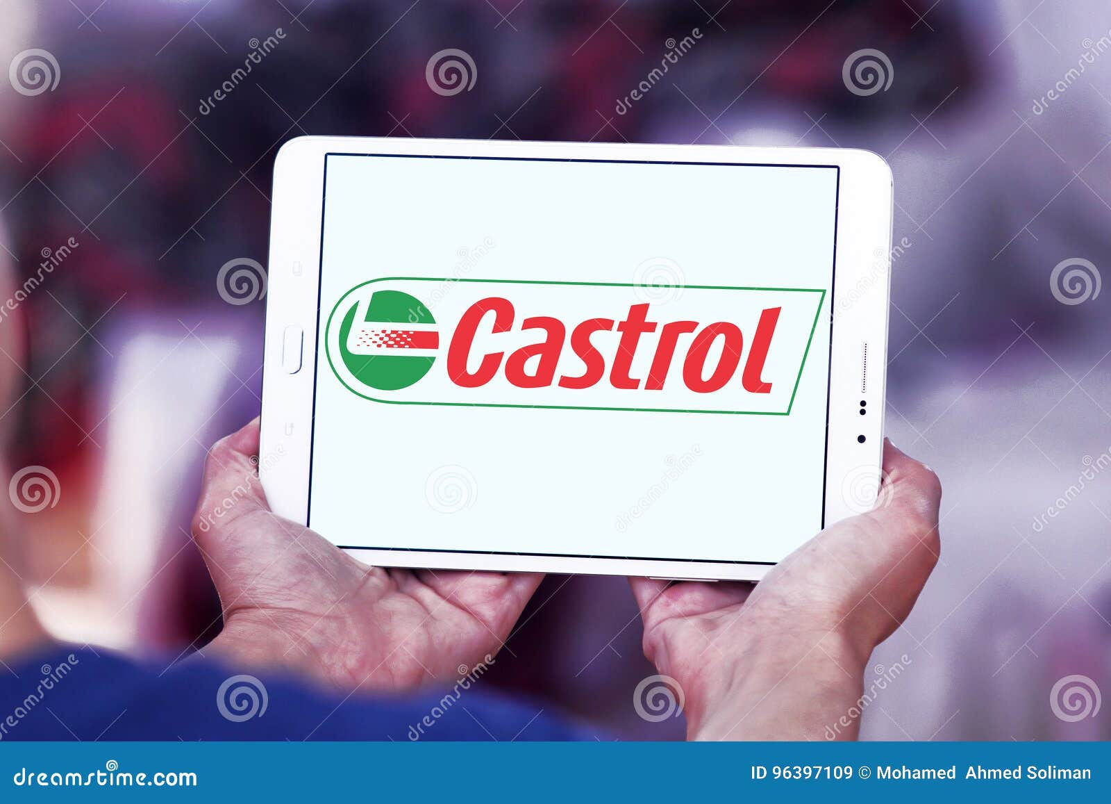 Wallpaper #-mifGZMBSpphPi3-Bxfv32 Castrol Logo Editorial Stock Image Image of Emblem Commercial 96397109