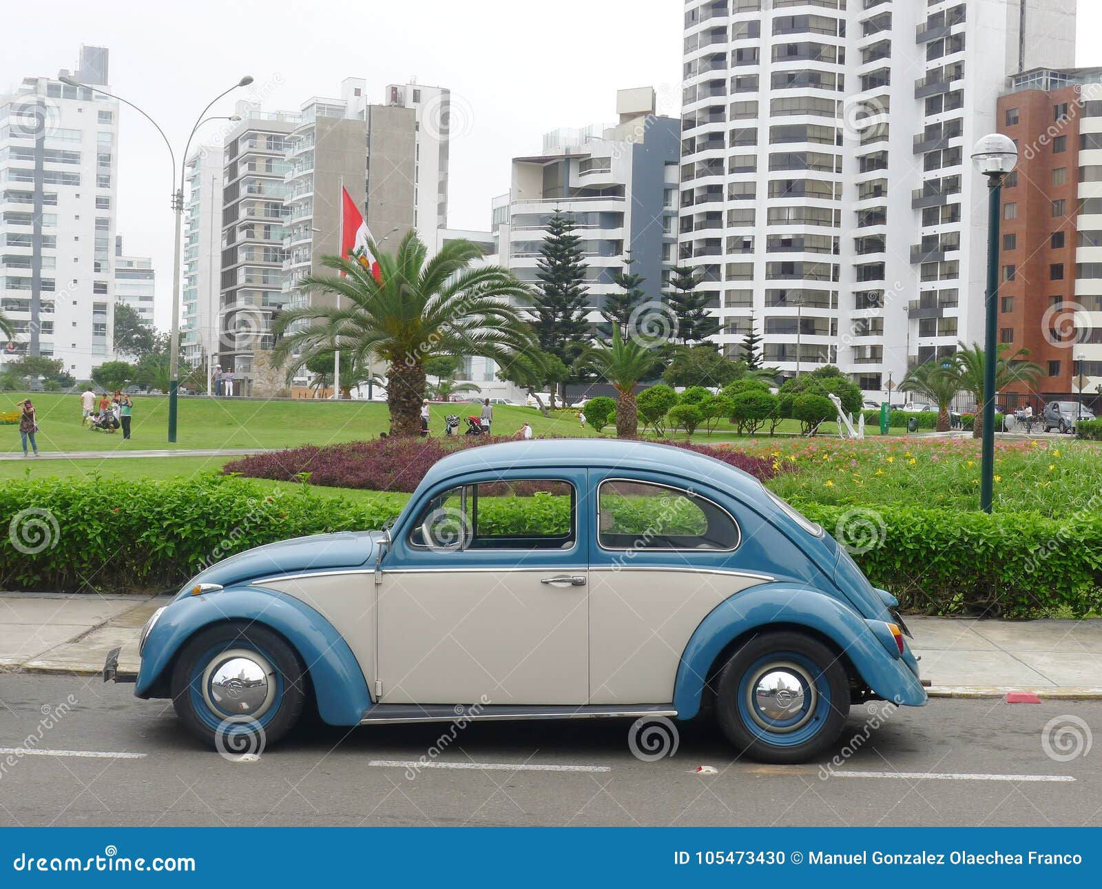 Wallpaper #0mfp9JIBSpphPi3-1nyV337 Blue and White Volkswagen Beetle 1300 in Lima Editorial Image Image