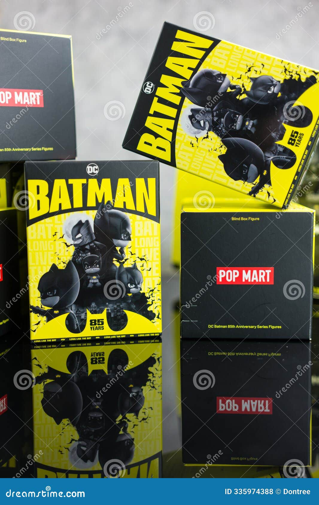 Wallpaper #E_Dtf5cBi4JM6agGfSEP136 Bangkok Thailand September 16 2024 Figures of DC Batman Toy in