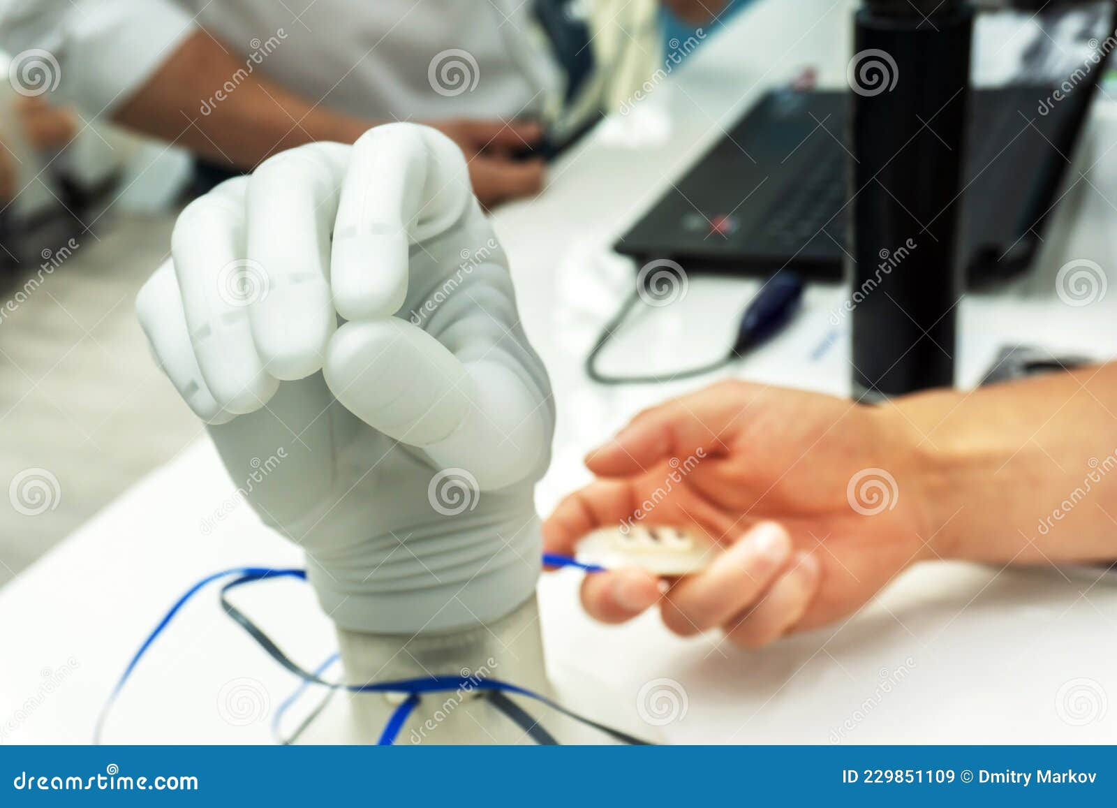 Wallpaper #AfDcf5cBi4JM6agGcSER104 Bionic Arm Demonstration of the Possibilities of Modern Limb