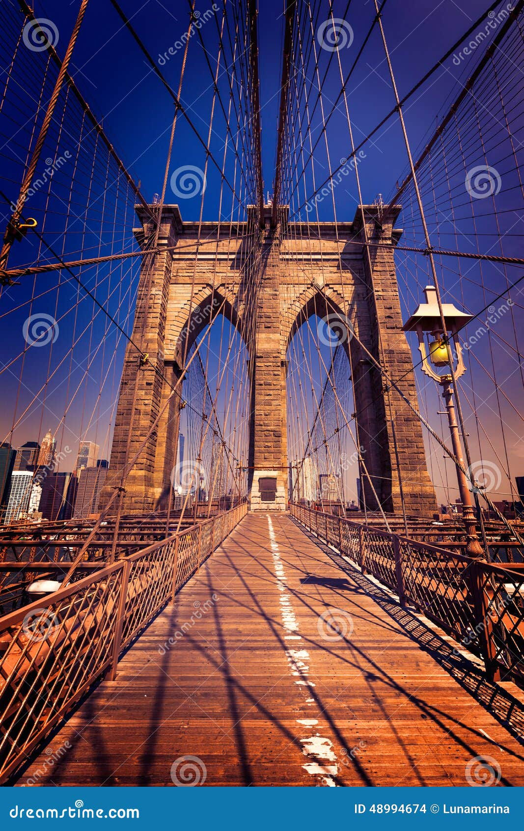 Wallpaper #66e34 Brooklyn Bridge in New York the Iconic Crossing Between Manhattan and