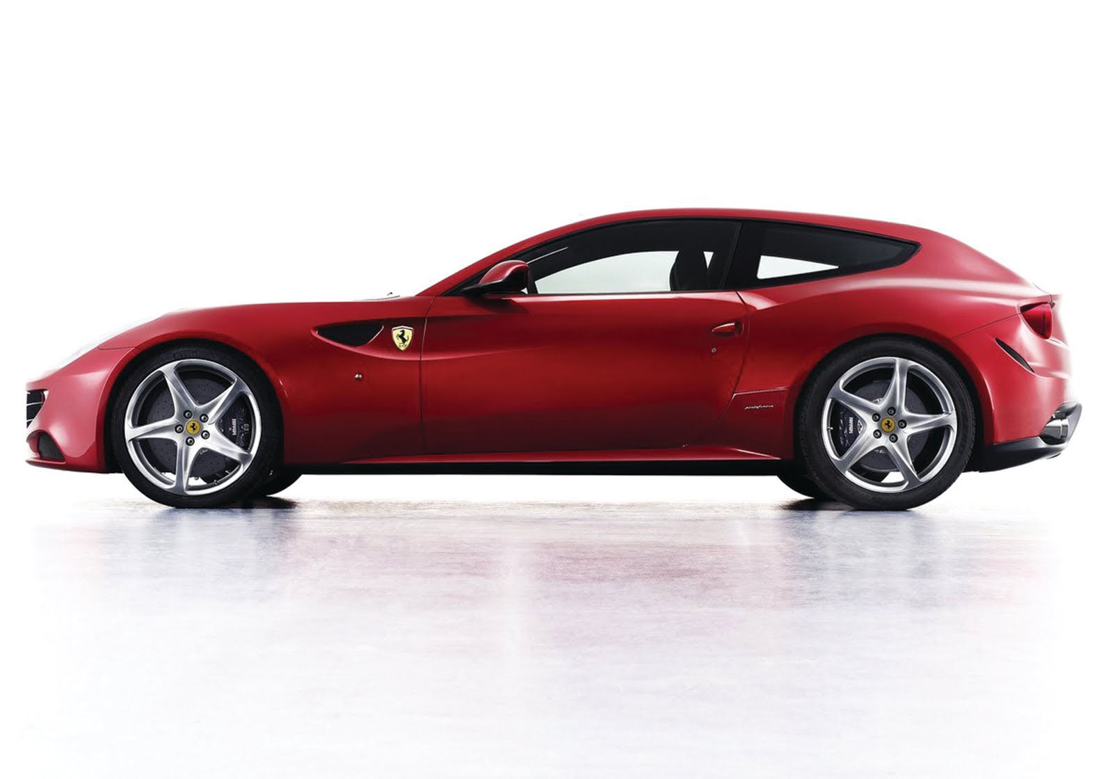 Wallpaper #YXM5io4BFI5NbQksKyIQ3 Revista Autozoom Ferrari Ff La 4x4 Version Maranello