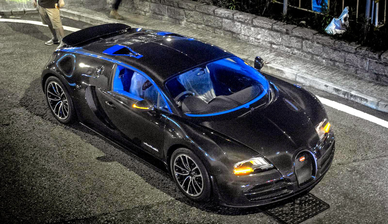 Wallpaper #fGhOGZMBSpphPi3-OBae168 Bugatti Veyron Super Sport Merveilleux Edition Concept Sport Car Design