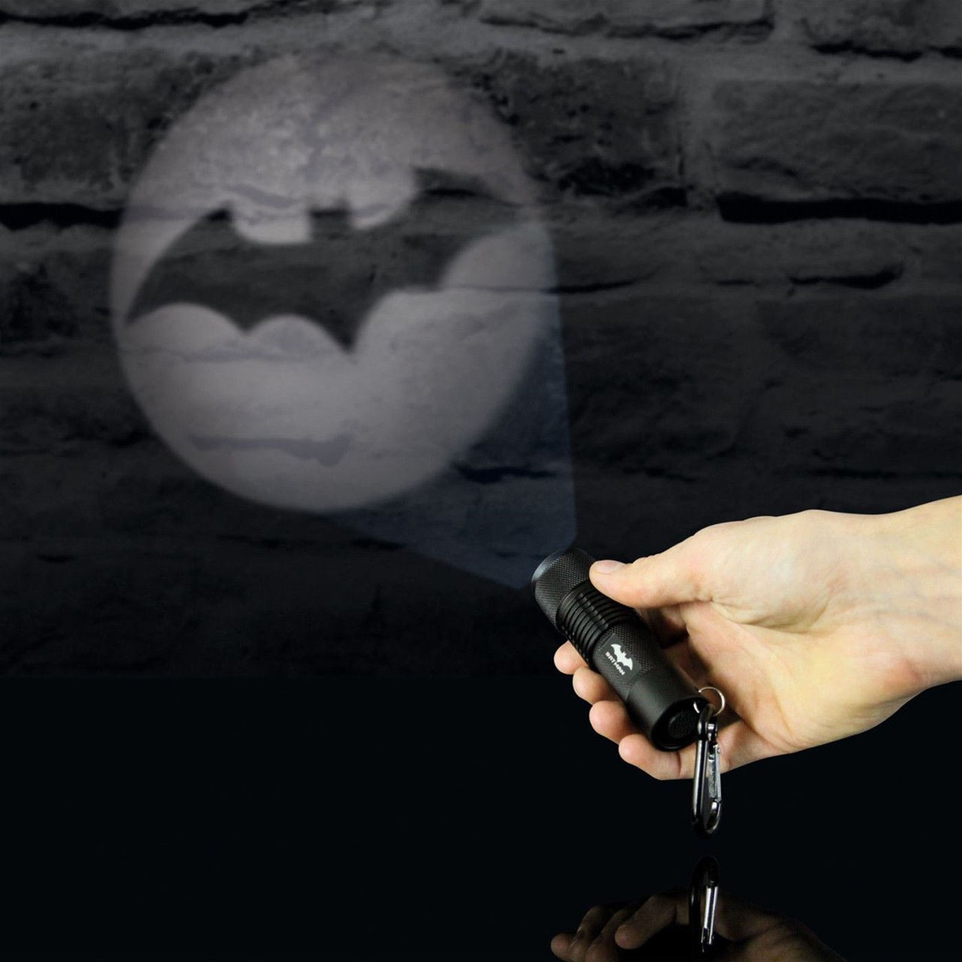 Wallpaper #JYLpP5MB0GiFKesMM8Dz77 Batman Handheld Projection Torch V2