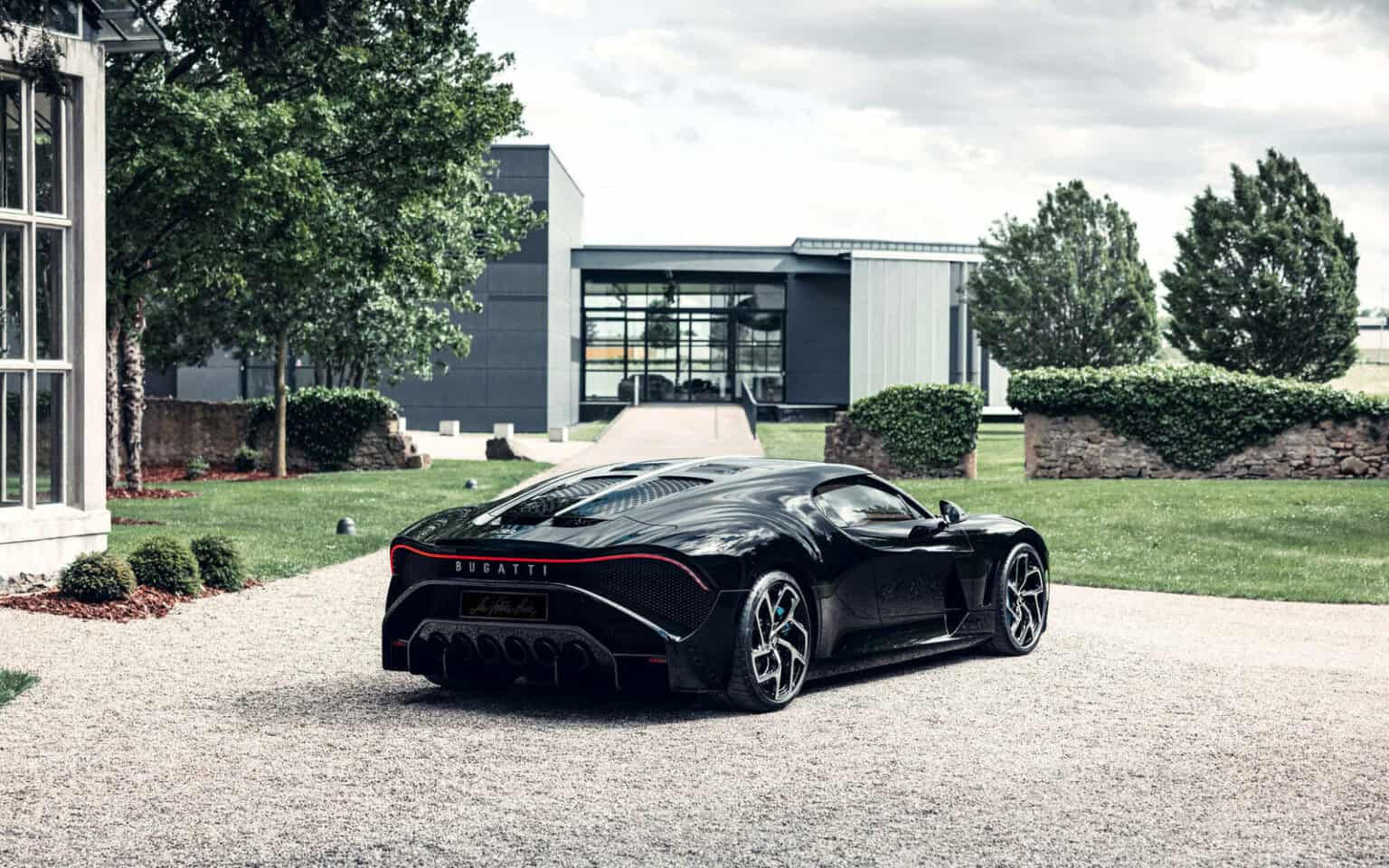 Wallpaper #r2cB6pIBSpphPi3-pERy9 The 25 Most Expensive Cars in the World Right Now