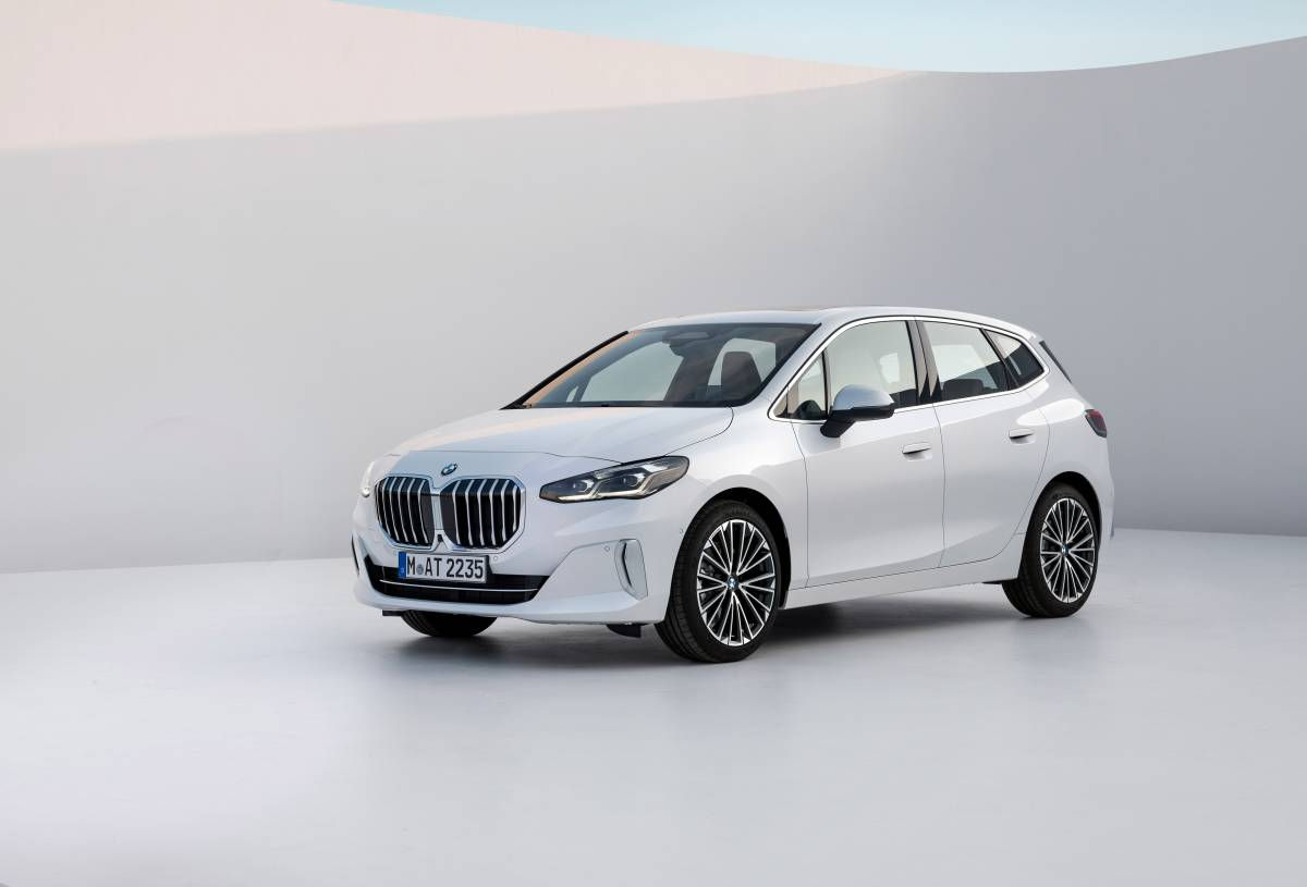 Wallpaper #msYGM5MBVgN6TXj643dI242 U06 BMW 2 Series Active Tourer Debuts All New Styling Petrol Diesel