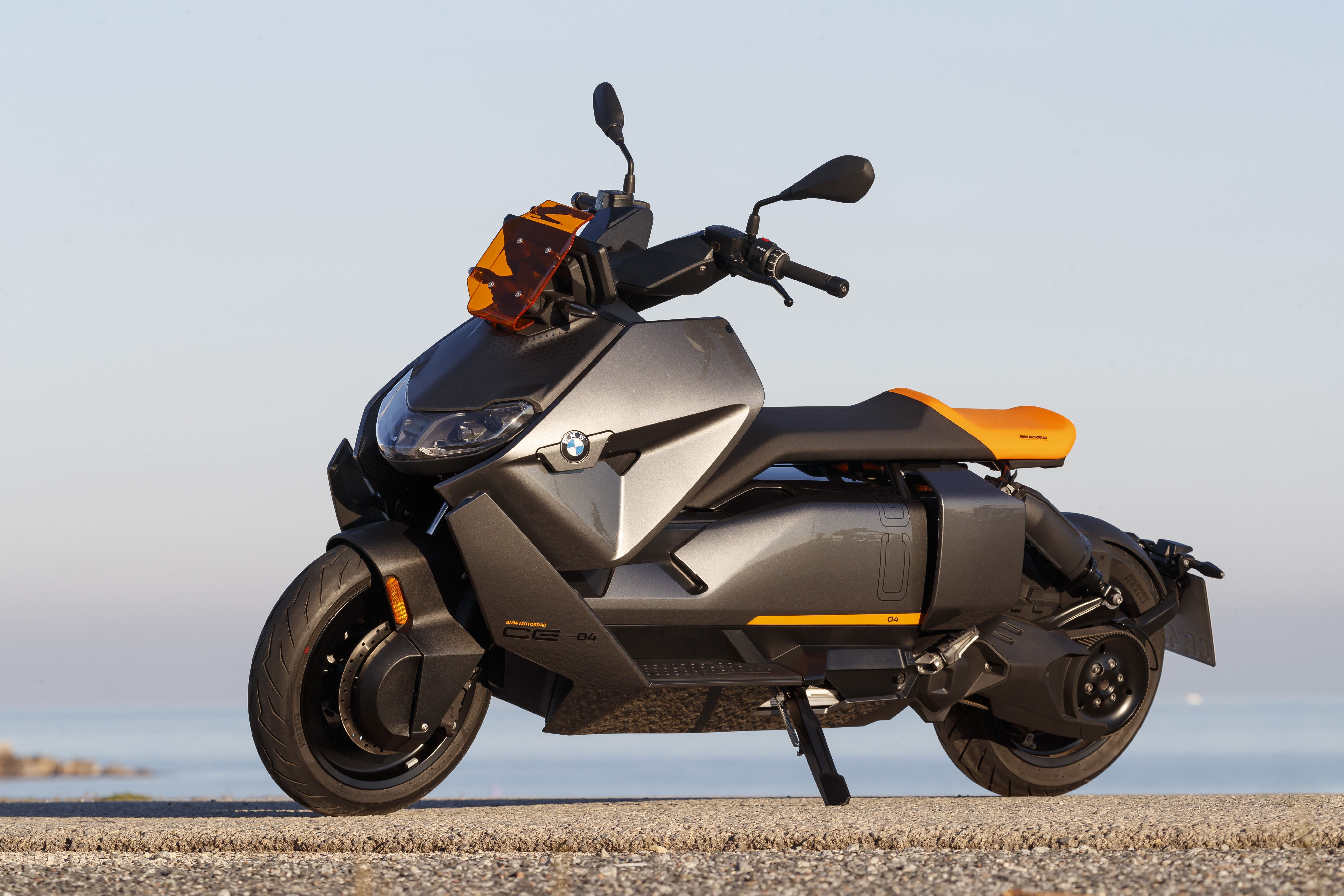 Wallpaper #qFjDNJMBzN9vxX34JT1795 2022 BMW Motorrad Ce 04 Electric Scooter 40 Paul Tans Automotive News