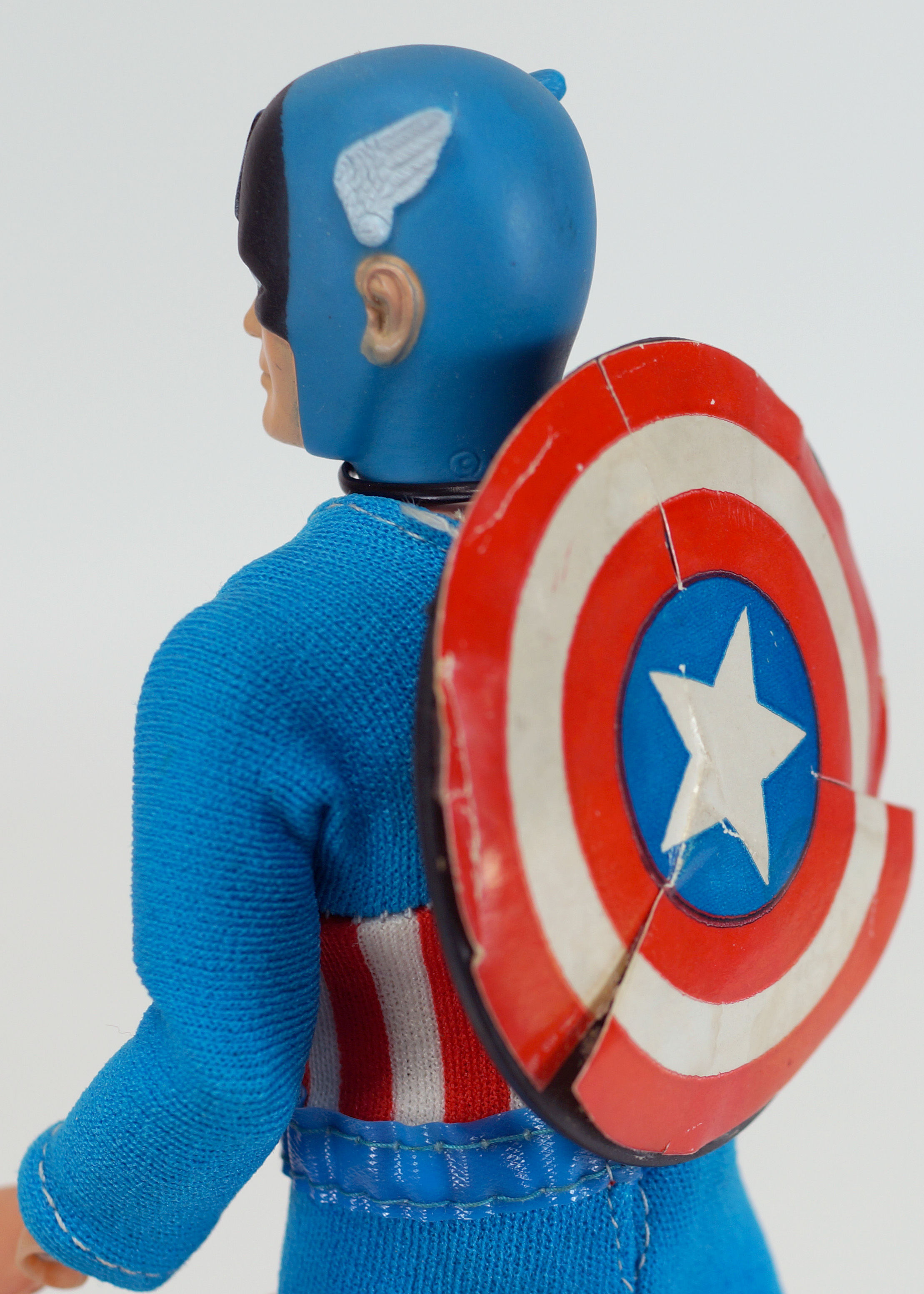 Wallpaper #sDGvNZMB5zzyi_yYAFdH147 Mego Captain America Profile Bug Eyed Monster