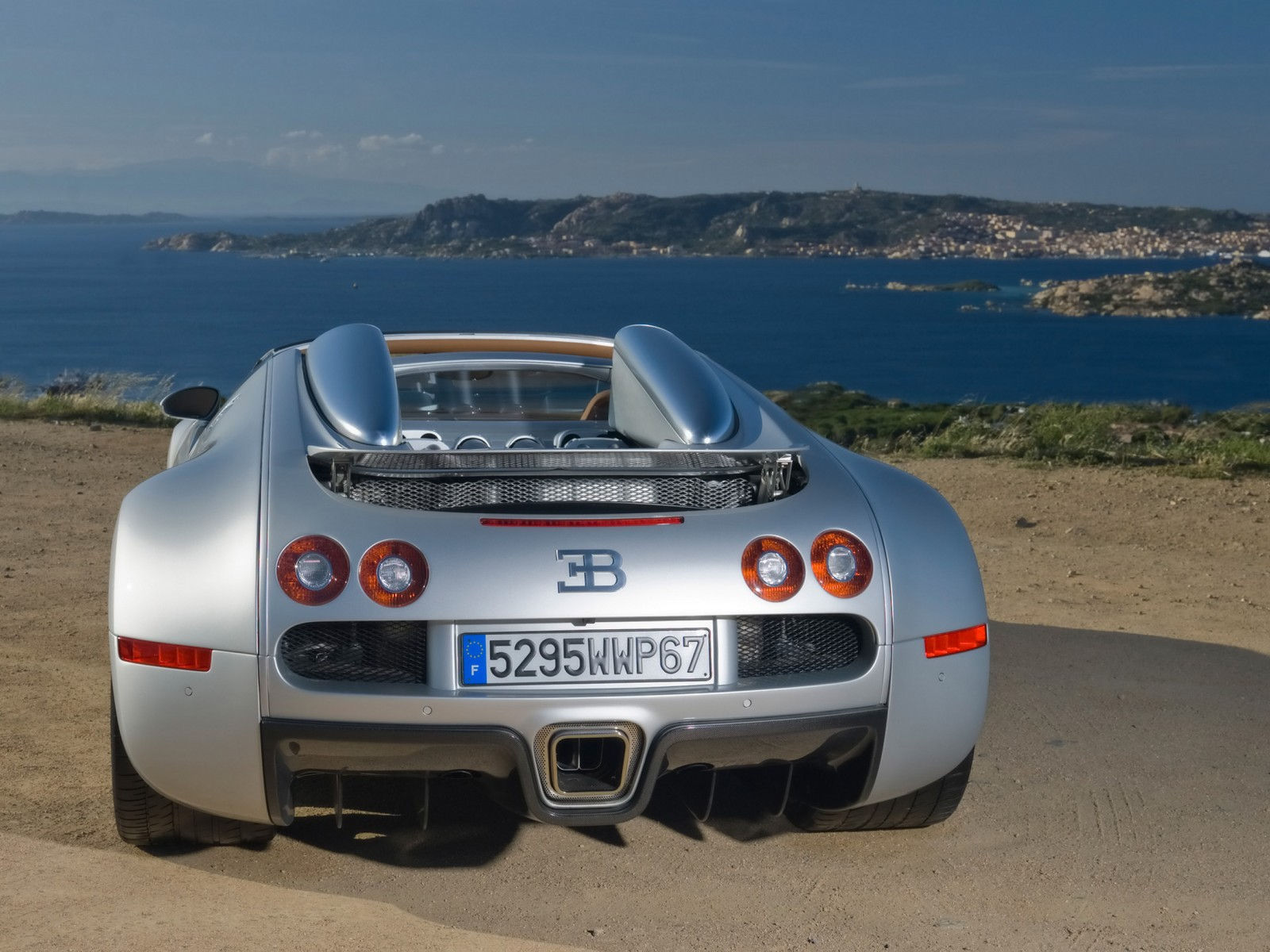 Wallpaper #4gO2ZpMBpyOg8YnE_NvA215 Extremsportscar Bugatti Veyron Wallpaper