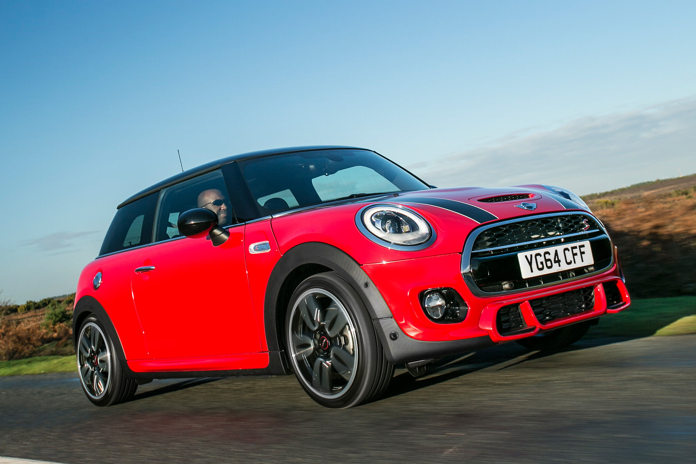 Wallpaper #tgAo7I4BSdW8dNouHRNu10 Mini Sport Pack Promises Improved Used Values Carbuyer