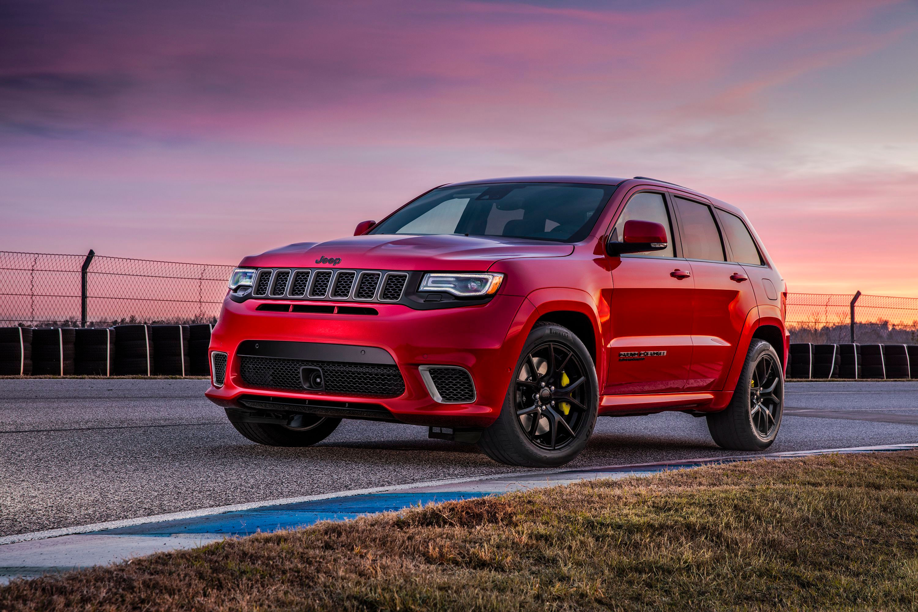 Wallpaper #sEU2l44B7YBJg1BVe6AZ54 2018 Jeep Grand Cherokee Trackhawk Wallpaperhd Cars Wallpapers4k