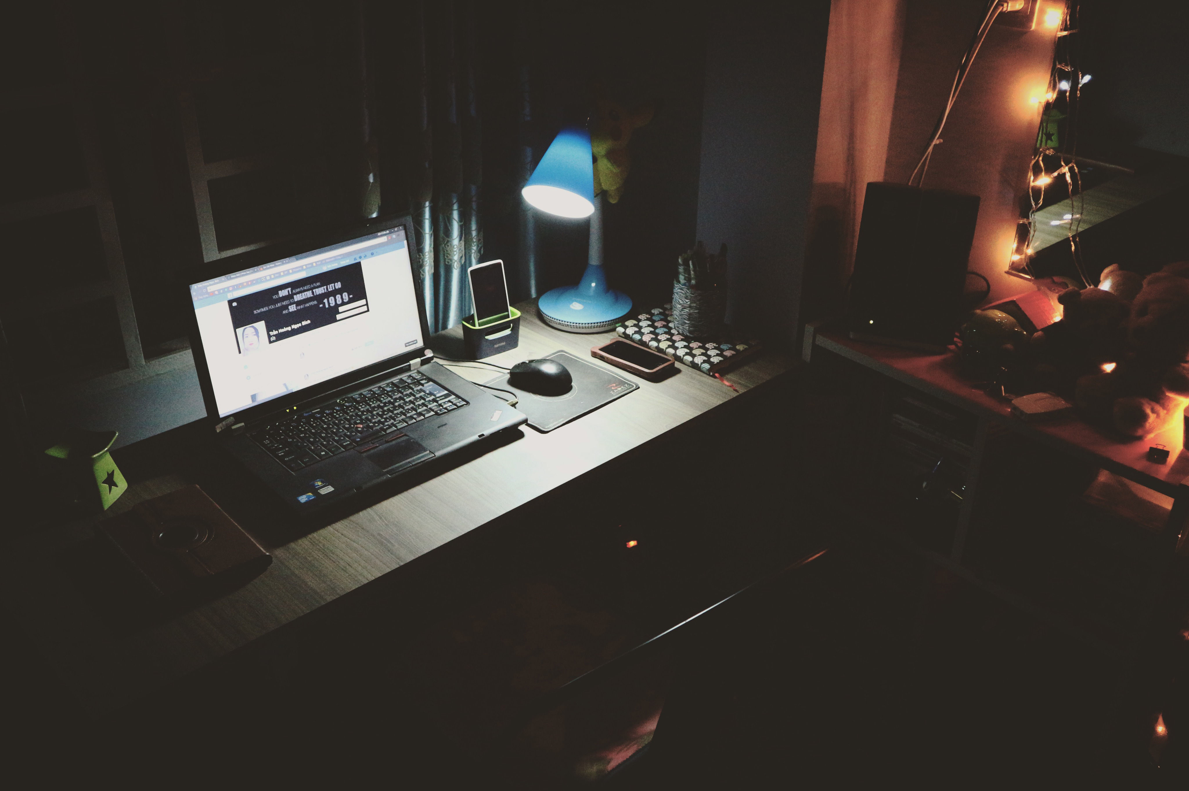 Wallpaper #MWcjC5MBSpphPi3-X9jd323 Computer Laptop Desk Light Lamp Dark Room HD Others 4K Wallpapers