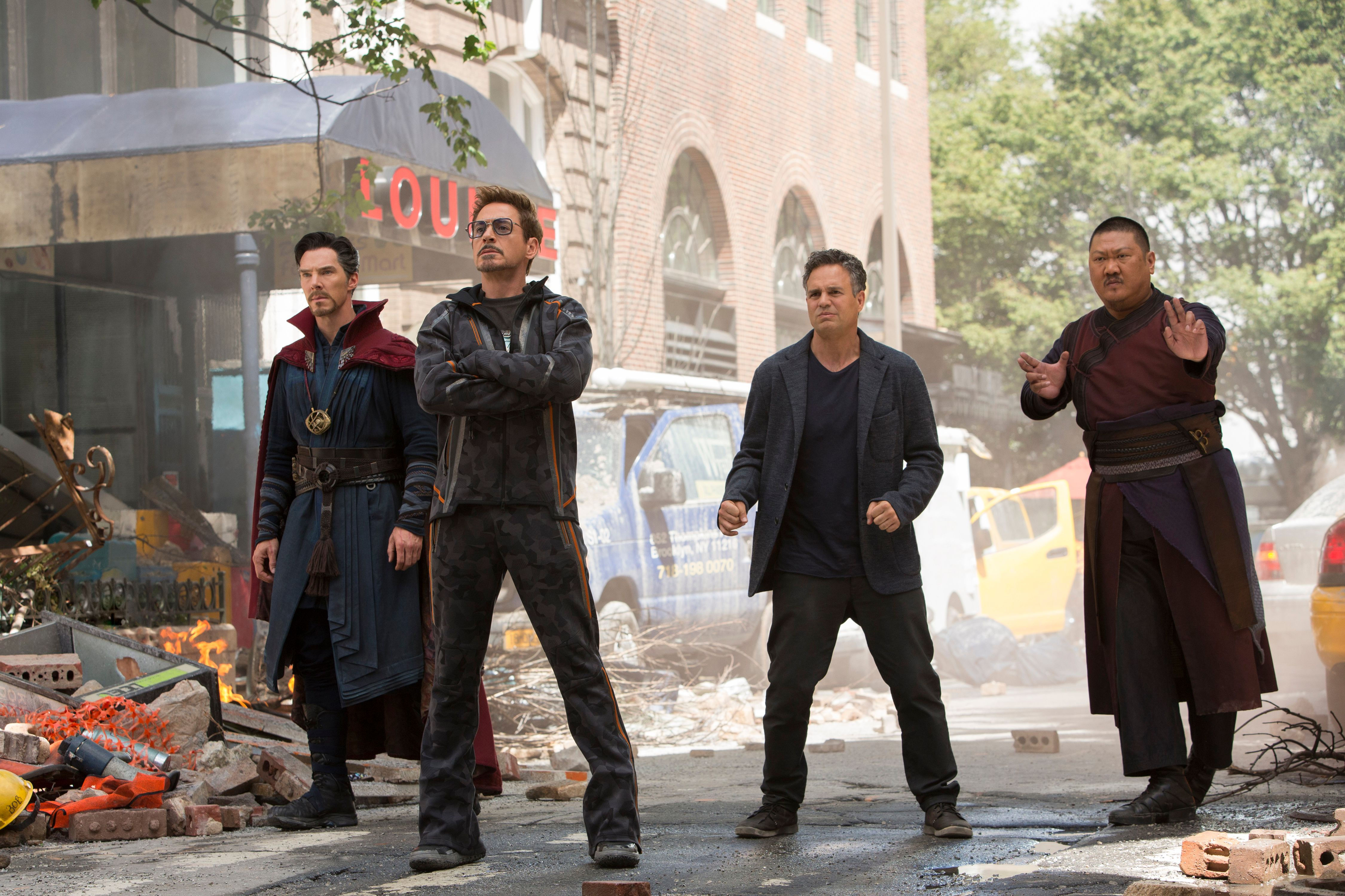 Wallpaper #vWfICJMBSpphPi3-b8yS90 Tony Stark Doctor Strange Wong and Bruce Banner in Avengers Infinity