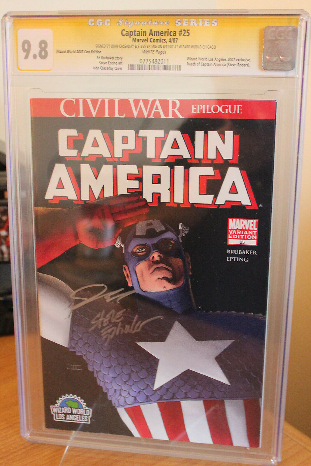 Wallpaper #Ln0R8Y4Bnwiau_P68Qg717 Captain America 25 Signature Series Marvel 2007 Cgc Nmmt 98 White