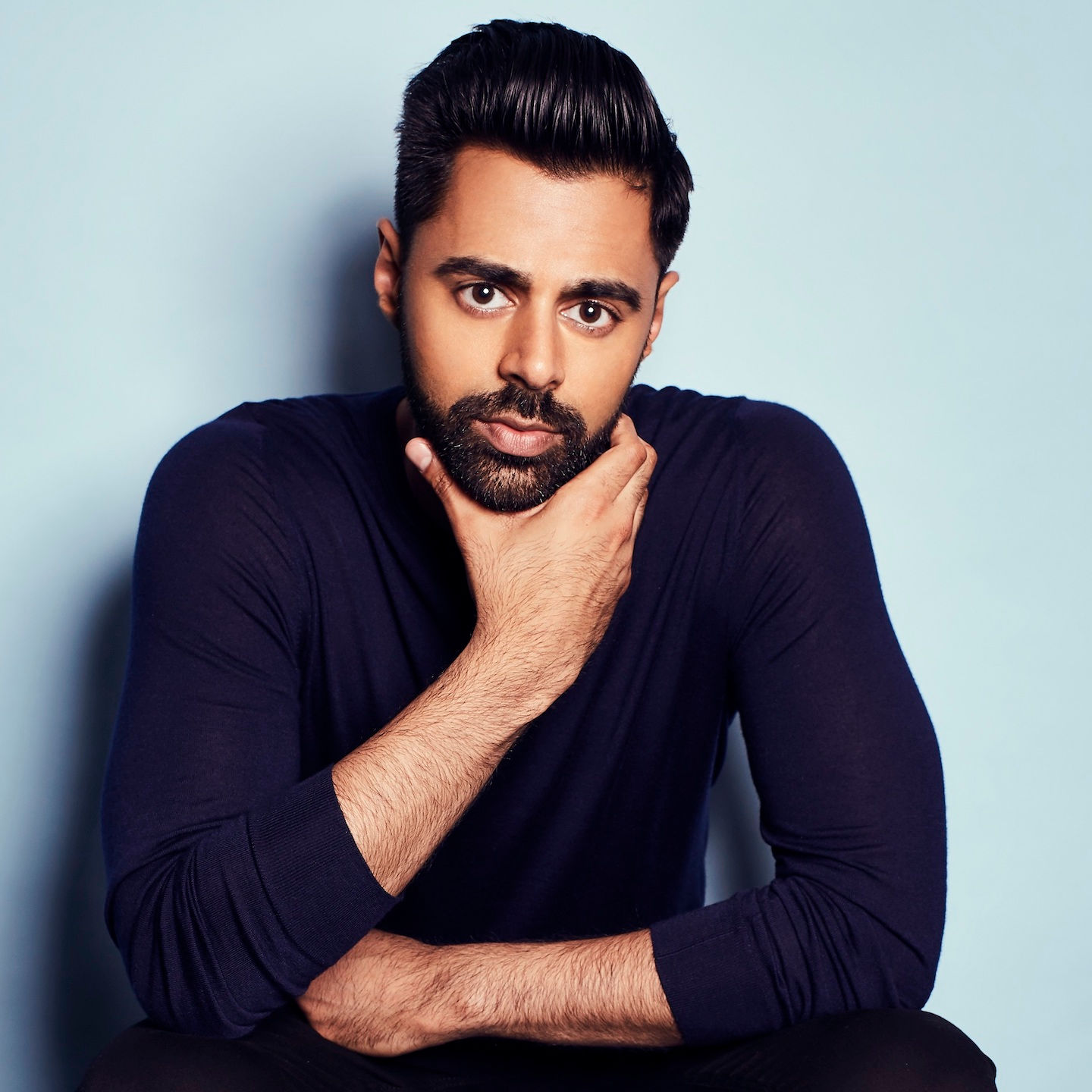 Wallpaper #ru_eSpMBMN-XEVvV9jmm212 Hasan Minhaj Announces His Return to Gotham City as Star of the