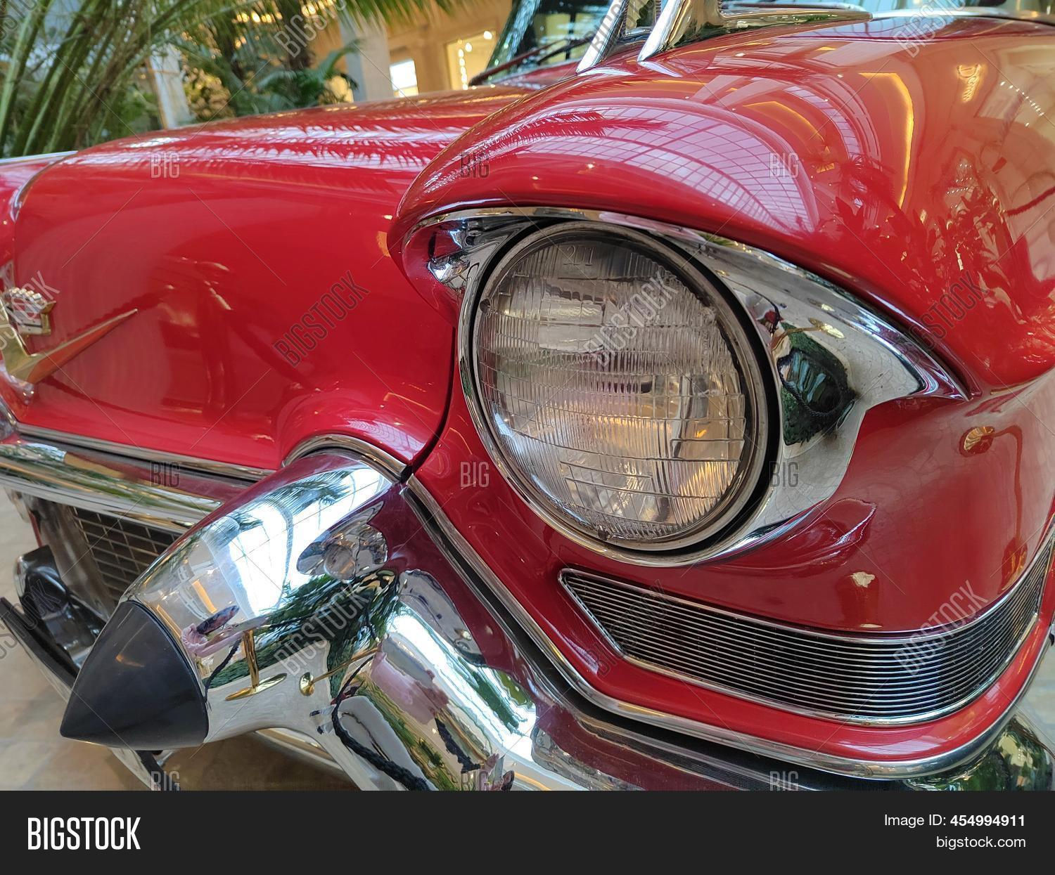 Wallpaper #SCzLSZMB0E1QgA7wqPTc326 Front Part Red Classic Image Photo Free Trial Bigstock