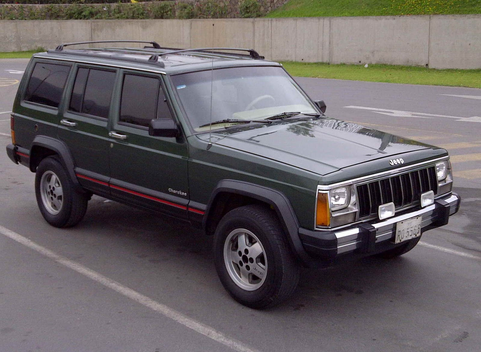 Wallpaper #z2fFEZMBSpphPi3-_fgE16 Jeep Cherokee Limited 87 4x4 Dual Vendo Jeep Cherokee Limited 87 4x4 Dual