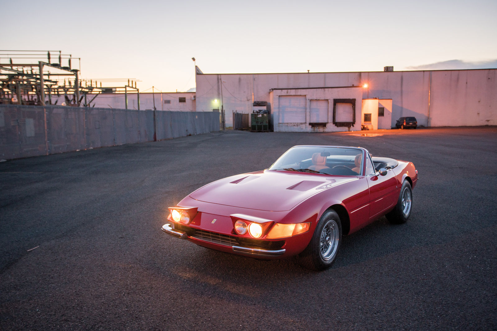 Wallpaper #tBcGPpMBPLD5_VEN7t7i3 Play Miami Vice with This Original 1973 Ferrari Daytona Spider