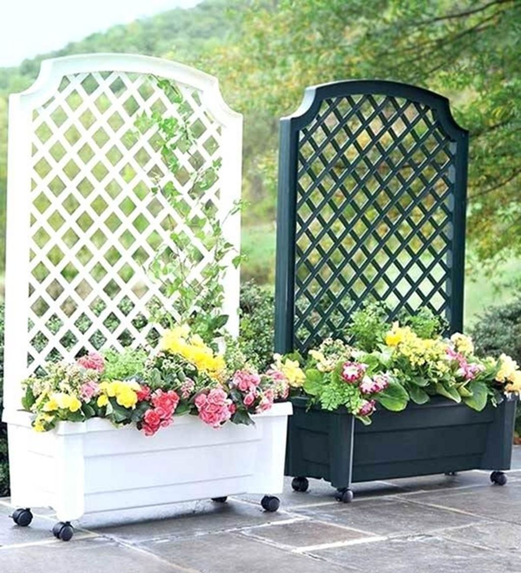 Wallpaper #21B61 20 Outdoor Privacy Screen with Planter Box