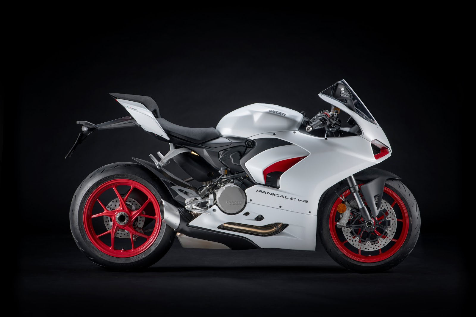 Wallpaper #nBoNUpMB1yWOL4qgi4JL180 Technical Beauty at Boxfox1 New Livery for the Ducati Panigale V2