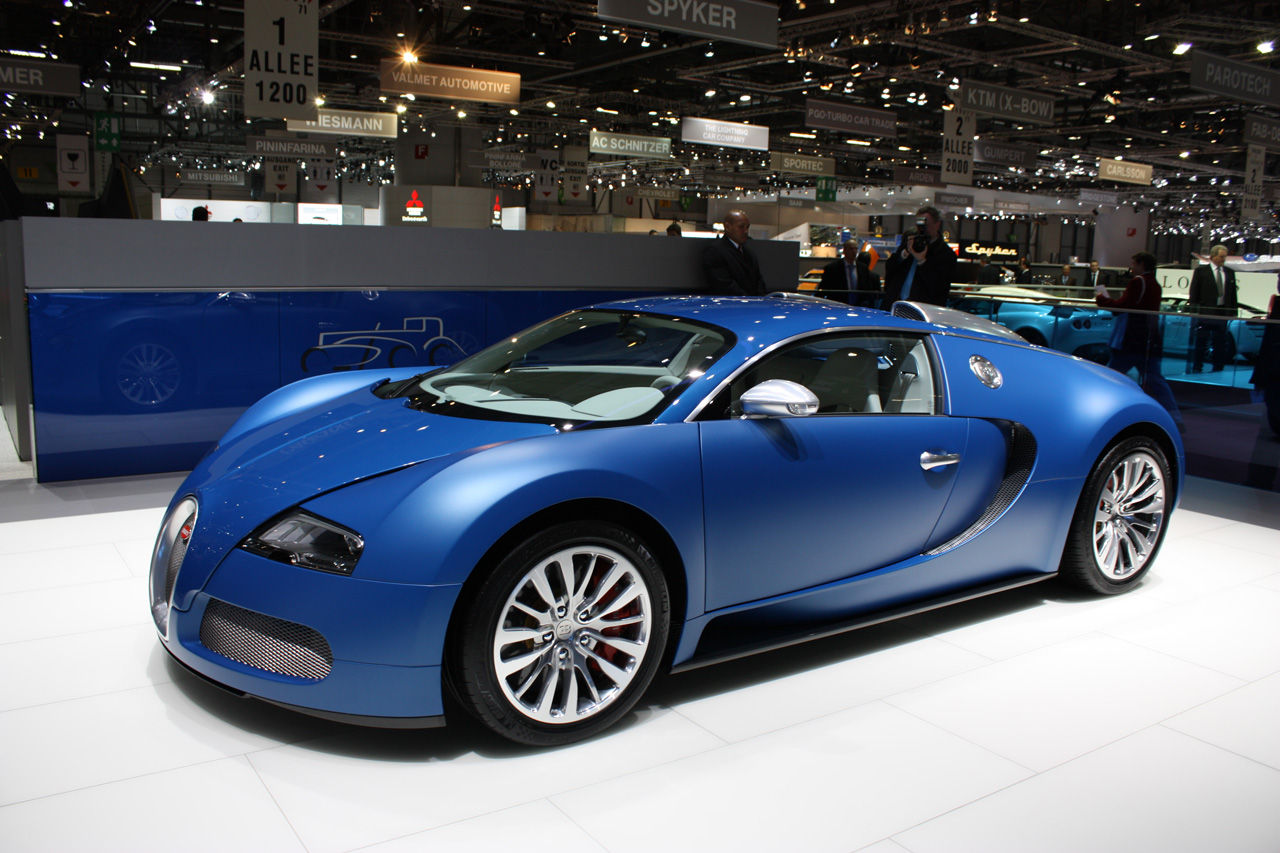 Wallpaper #GGhDGZMBSpphPi3-8Rap330 Latest Car Model Pictures Bugatti Veyron Car Picture Car Bugatti
