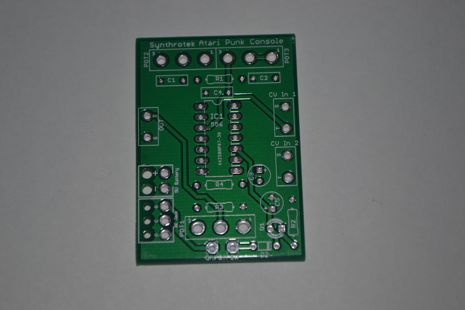Wallpaper #oWc9-5IBSpphPi3-WZNa153 Eletronica Para Makers Atari Punk Console
