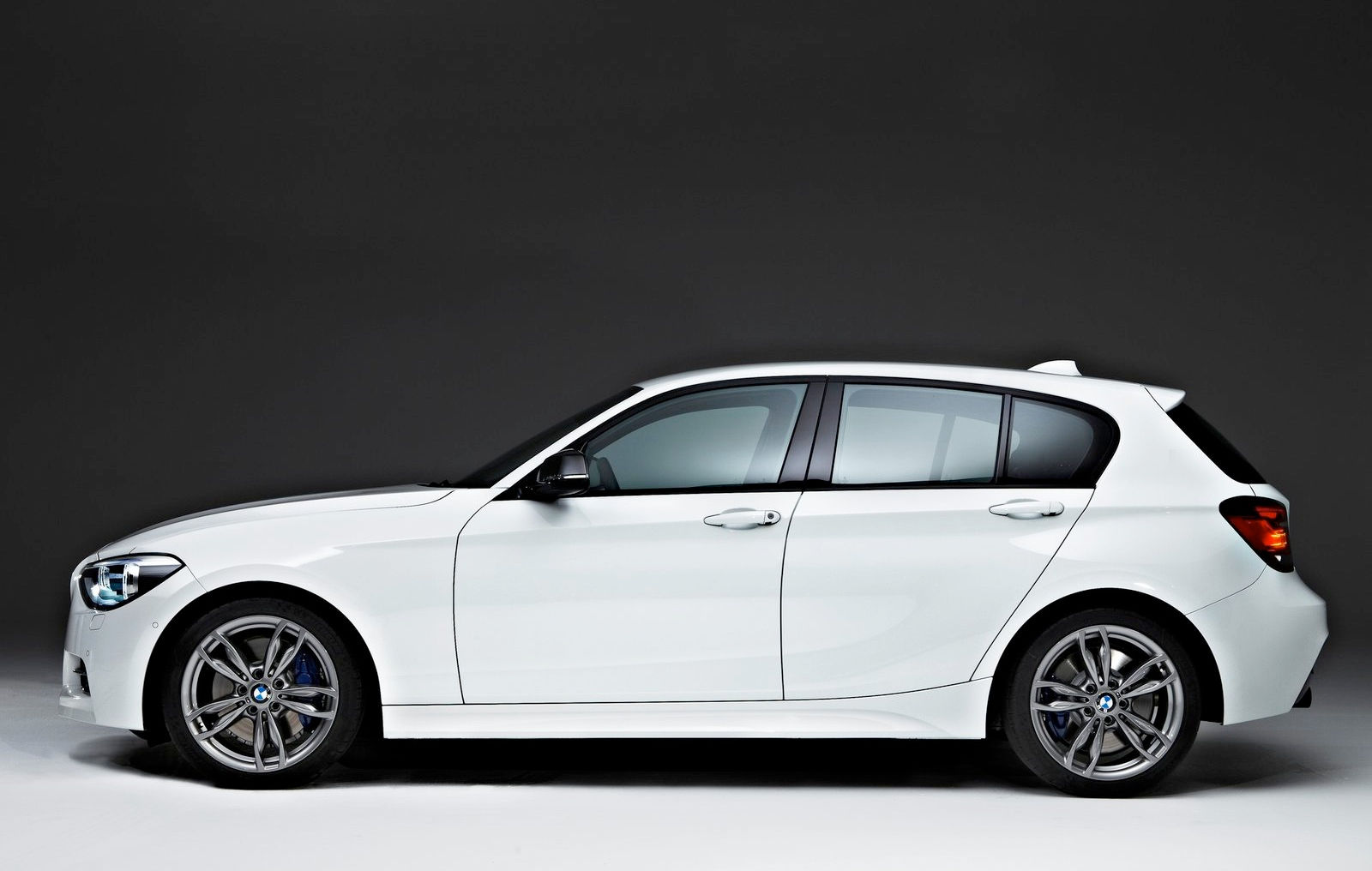 Wallpaper #2mhpJJMBSpphPi3-0zh5372 2013 BMW M135i White Owner Manual Pdf