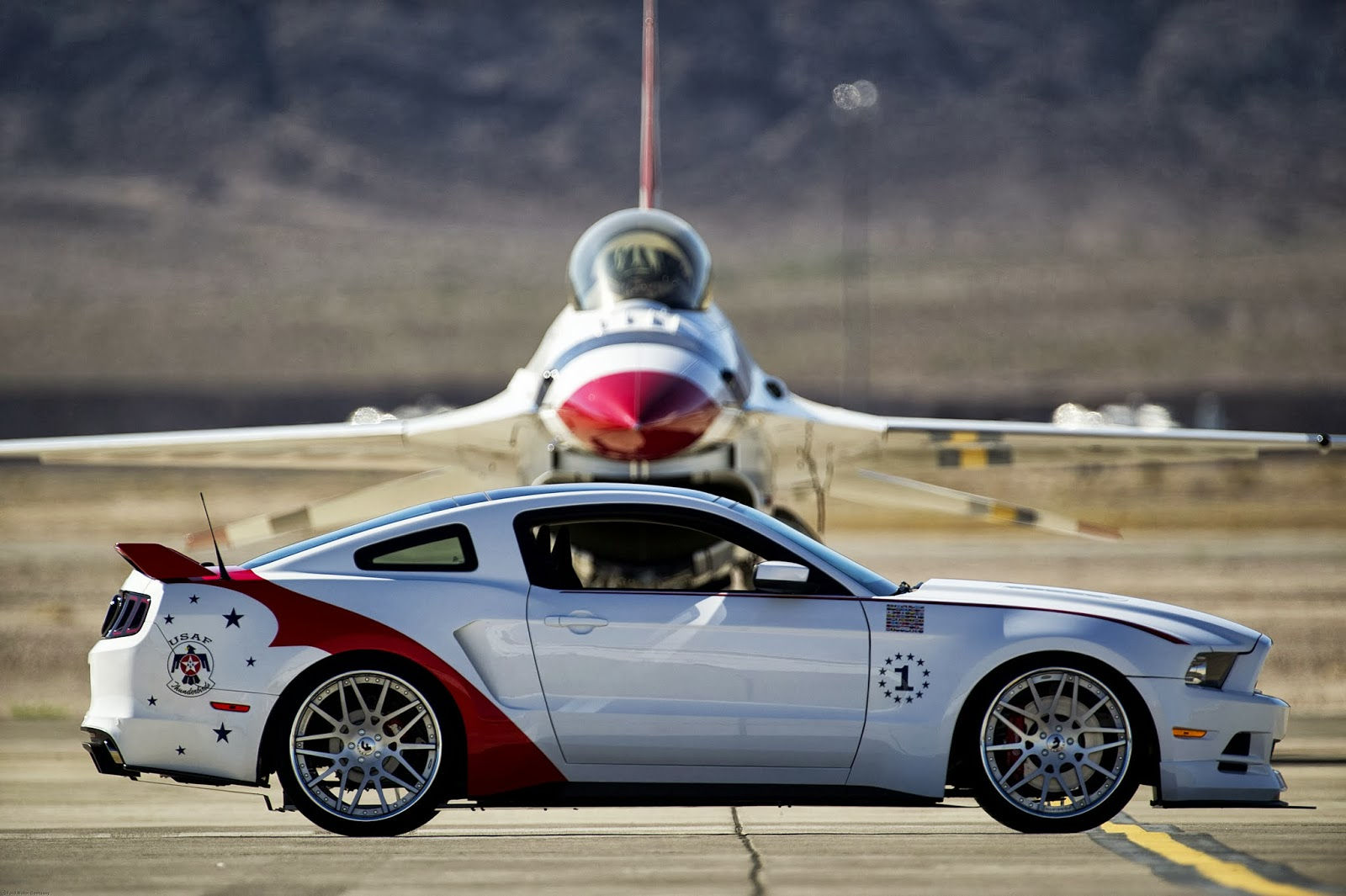 Wallpaper #JnRqvo4B_8f4nGFa0Wwc6 Ford Mustang GT Us Air Force Thunderbirds 2014 Hottest Car