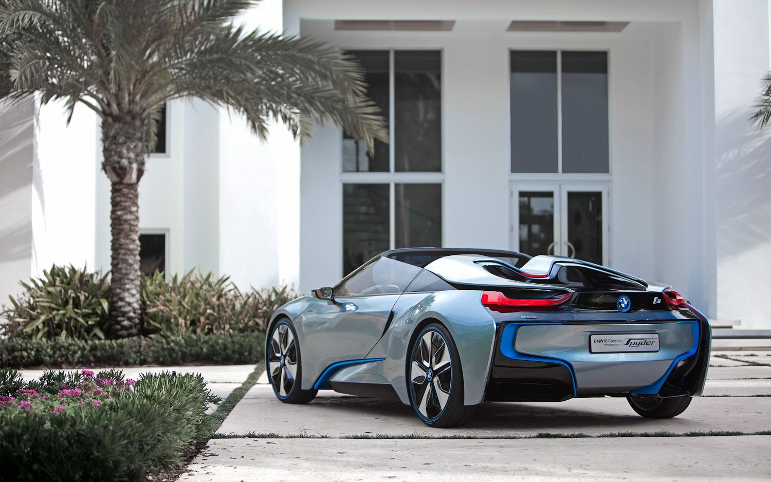 Wallpaper #QRkCB48BtGB6xQ78vlWh56 BMW i8 Spyder Plug in Hybrid Concept Video Electric Vehicle News
