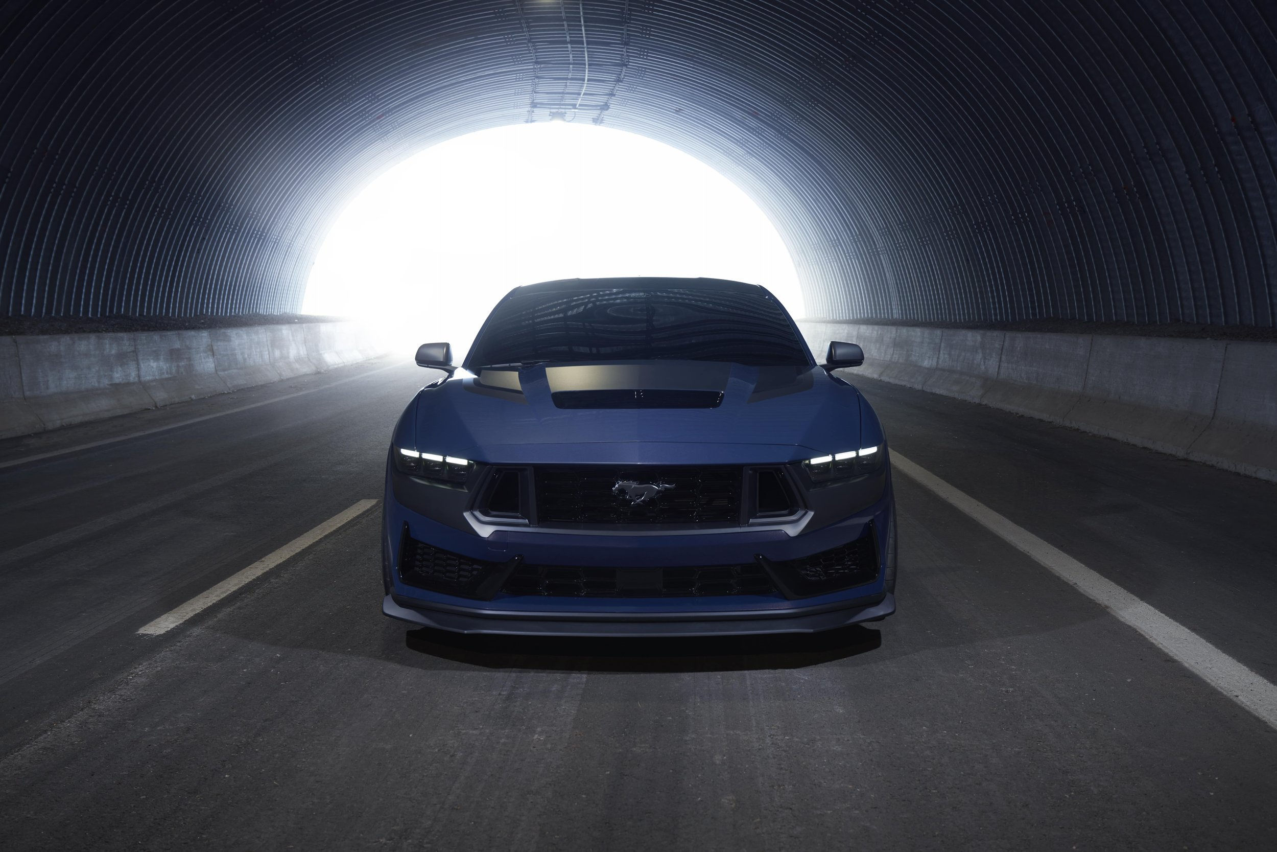 Wallpaper #J-8TTZMBMN-XEVvVPj8z130 2022 Mustang Dark Blue